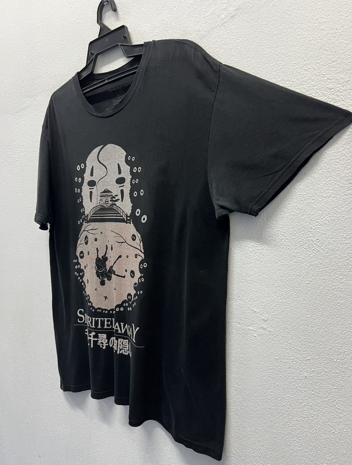 Anime × Japanese Brand VINTAGE STUDIO GHIBLI SPIRITED AWAY SHIRT Size US L / EU 52-54 / 3 - 4 Thumbnail