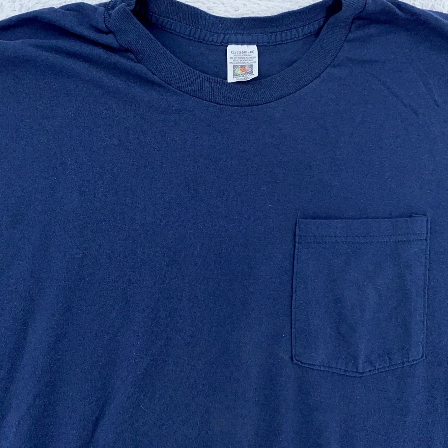 Fruit Of The Loom Vtg Fruit of the Loom Blank Pocket Shirt Mens L/XL Navy Blue Tee Cotton Blend Shirt Pocket Navy Blue Mens L Size US L / EU 52-54 / 3 - 2 Thumbnail