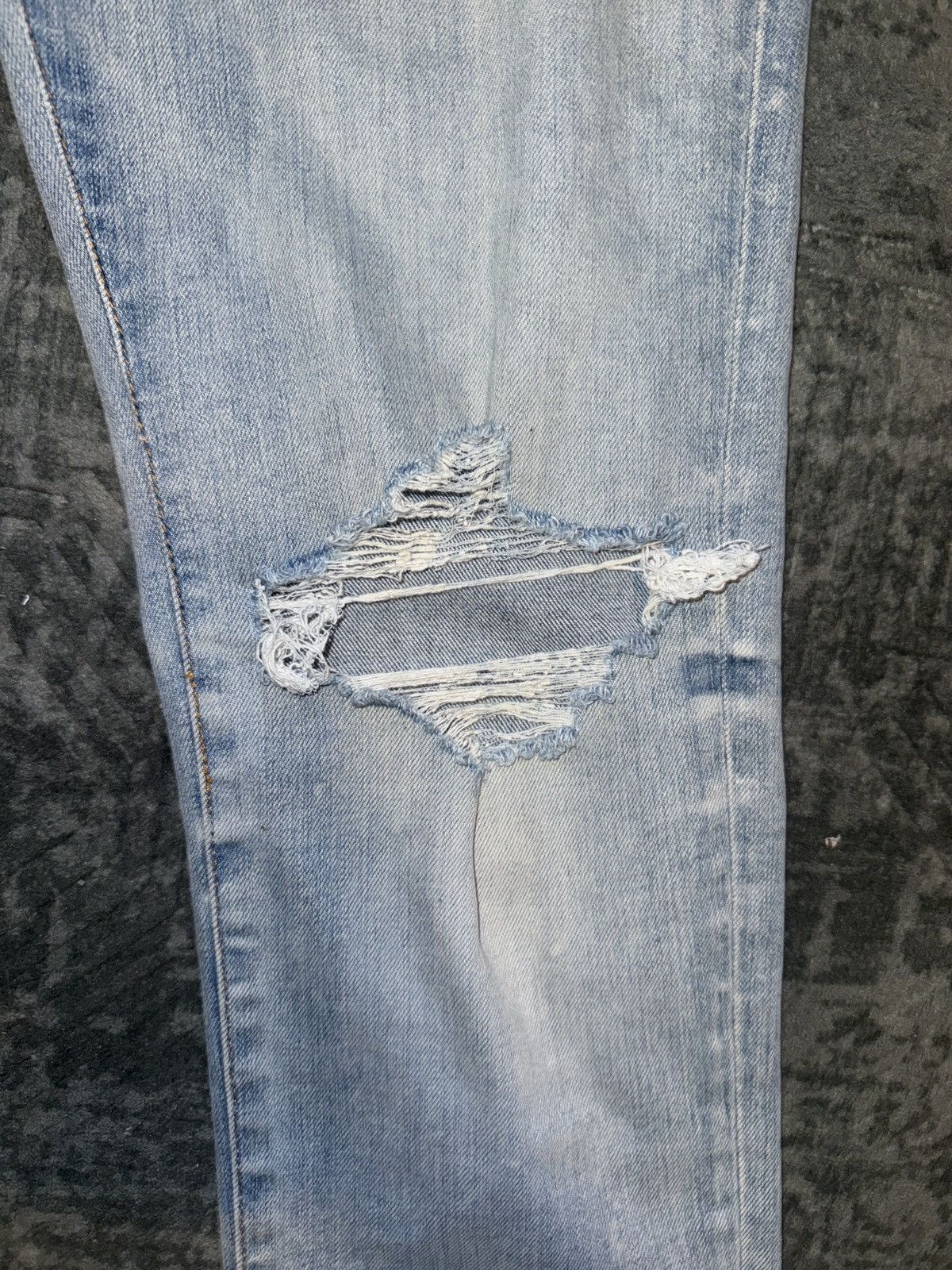 Amiri Light blue amiri jeans skinny Size US 33 - 4 Thumbnail