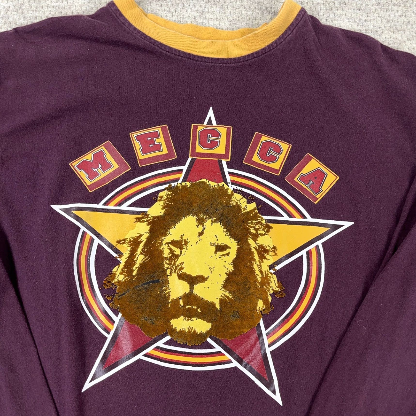 Vintage VINTAGE Mecca Graphic T-Shirt Men XL Purple Long Sleeve Hip Hop Grunge Retro Size US XL / EU 56 / 4 - 2 Thumbnail