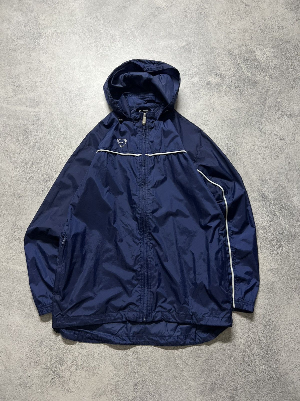 Vintage Vintage Y2K Nike Nylon Mini Logo Jacket 00’s Size US M / EU 48-50 / 2 - 2 Thumbnail