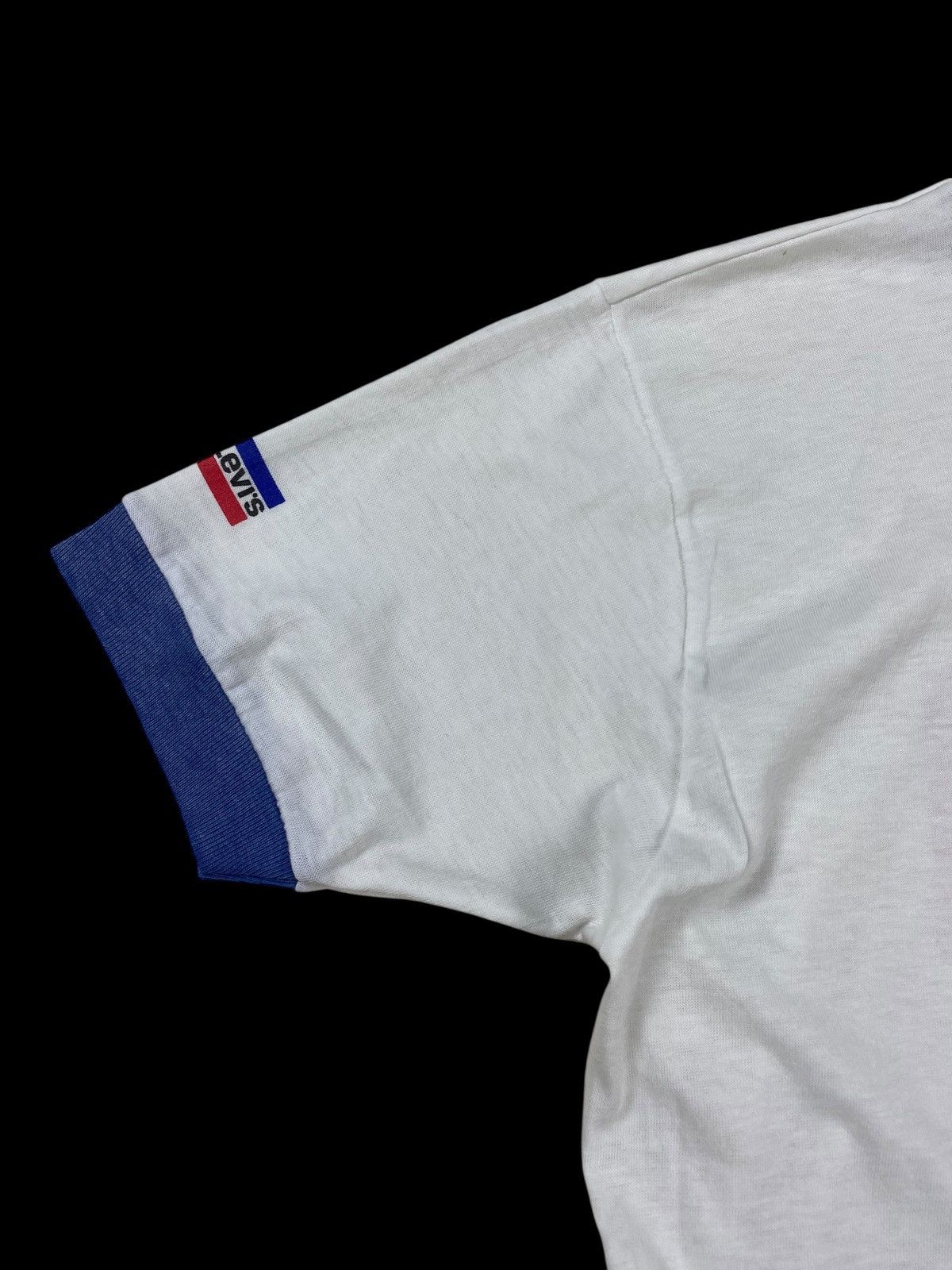 Vintage Vintage Levi’s Olympic Tee Size US S / EU 44-46 / 1 - 11 Thumbnail