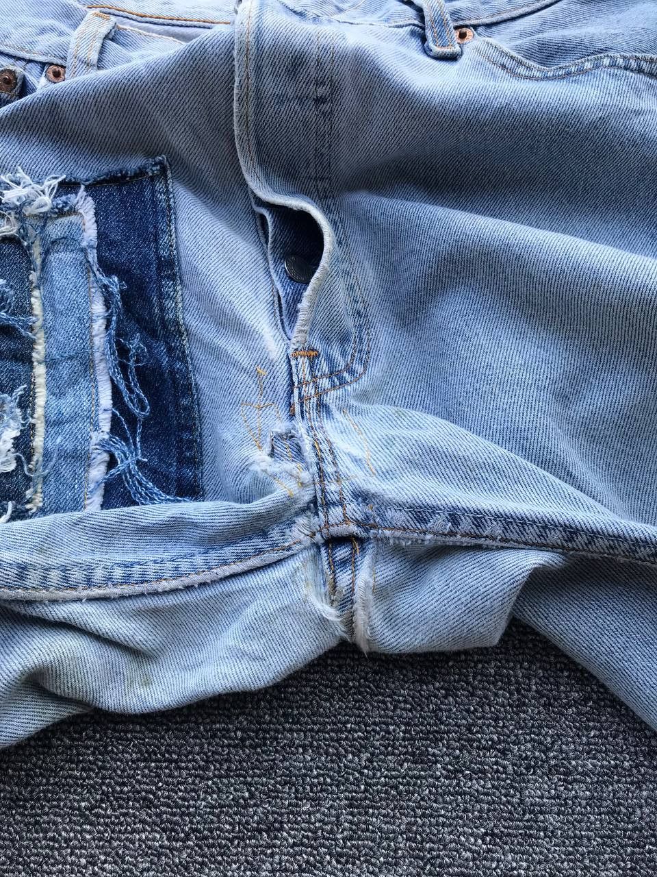 Levi's × Vintage Vintage 1993 Levis 501 distressed patchwork jean W34x29.5" Size US 33 - 11 Thumbnail
