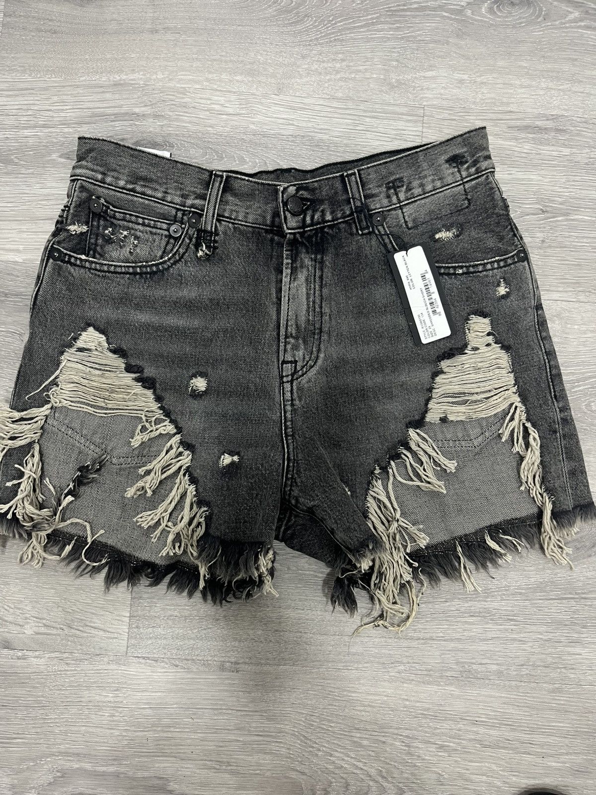 R13 Shredded Slouch Short. Size 29 Size 29" - 5 Thumbnail