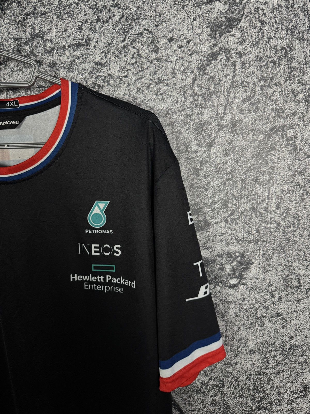 Formula 1 Men’s Formula 1 Petronas Racing T-Shirt Mercedes F1 Size XL Size US XL / EU 56 / 4 - 3 Thumbnail