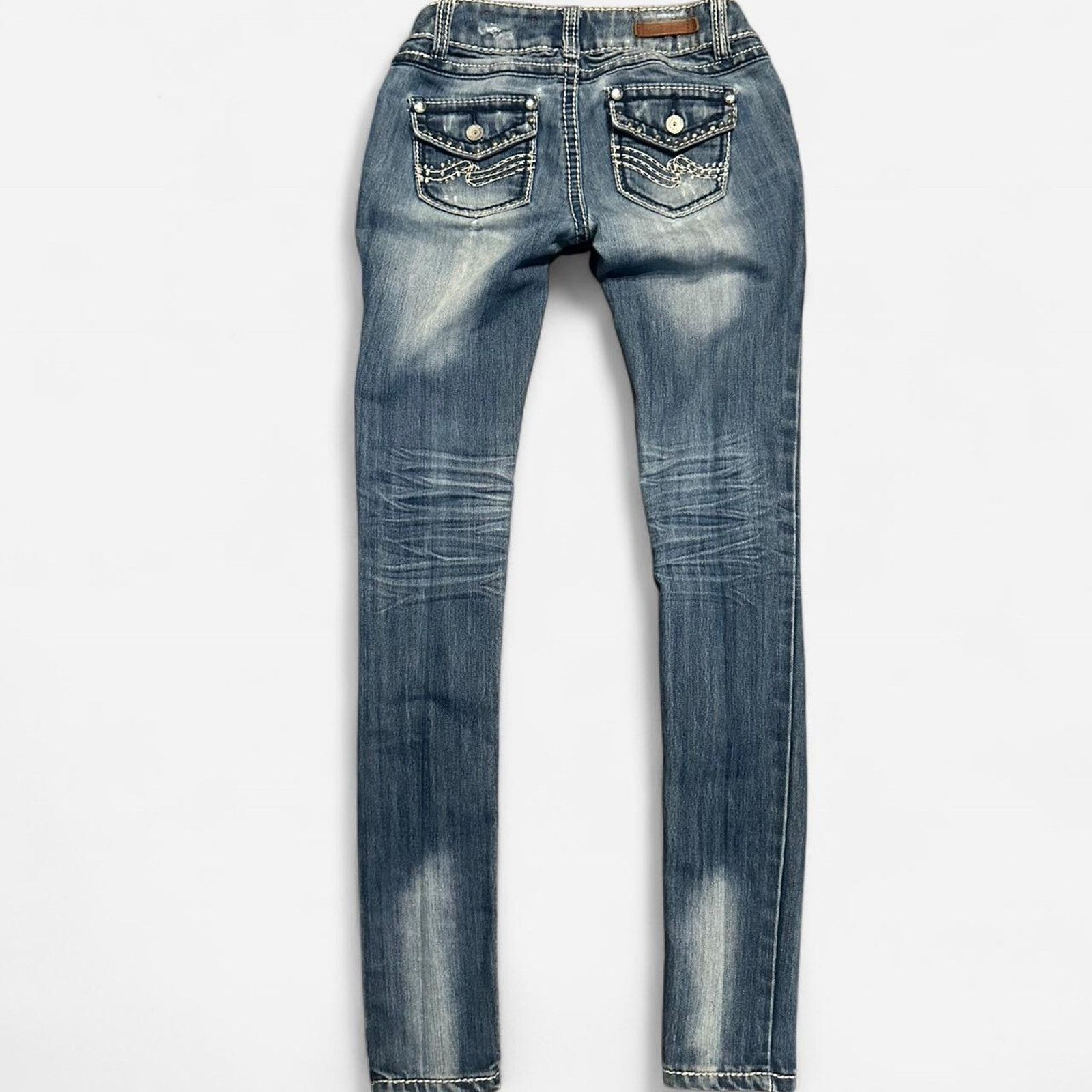 Almost Famous Almost famous jeans Size 25" / US 0 / IT 36 - 1 Thumbnail