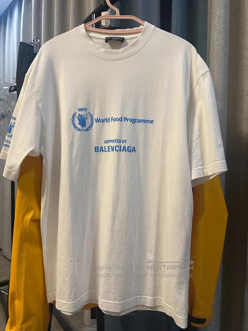 Balenciaga Balenciaga Logo Letter Printed Round Neck Short Sleeve T-S Size US XS / EU 42 / 0 - 1 Thumbnail