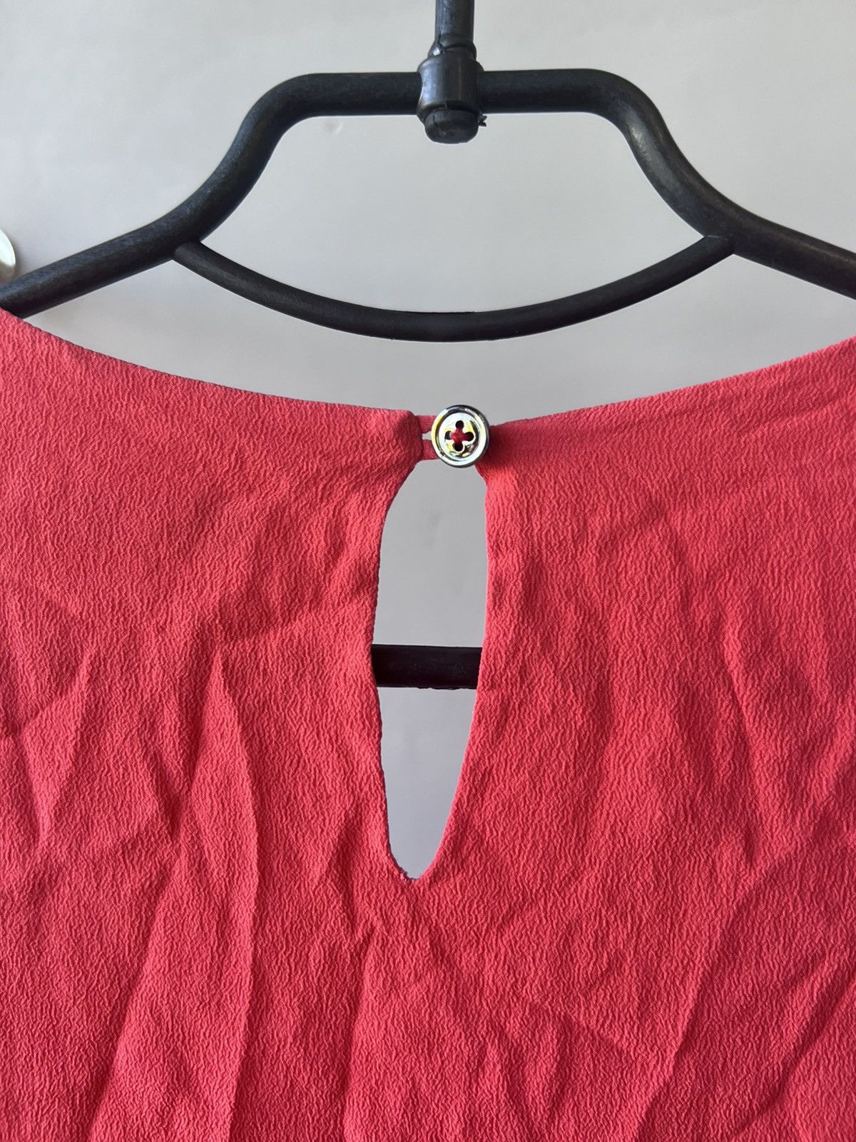 Kenzo Kenzo 41% Silk Blouses Short Sleeve Women’s Red Size M (42) Size M / US 6-8 / IT 42-44 - 4 Thumbnail