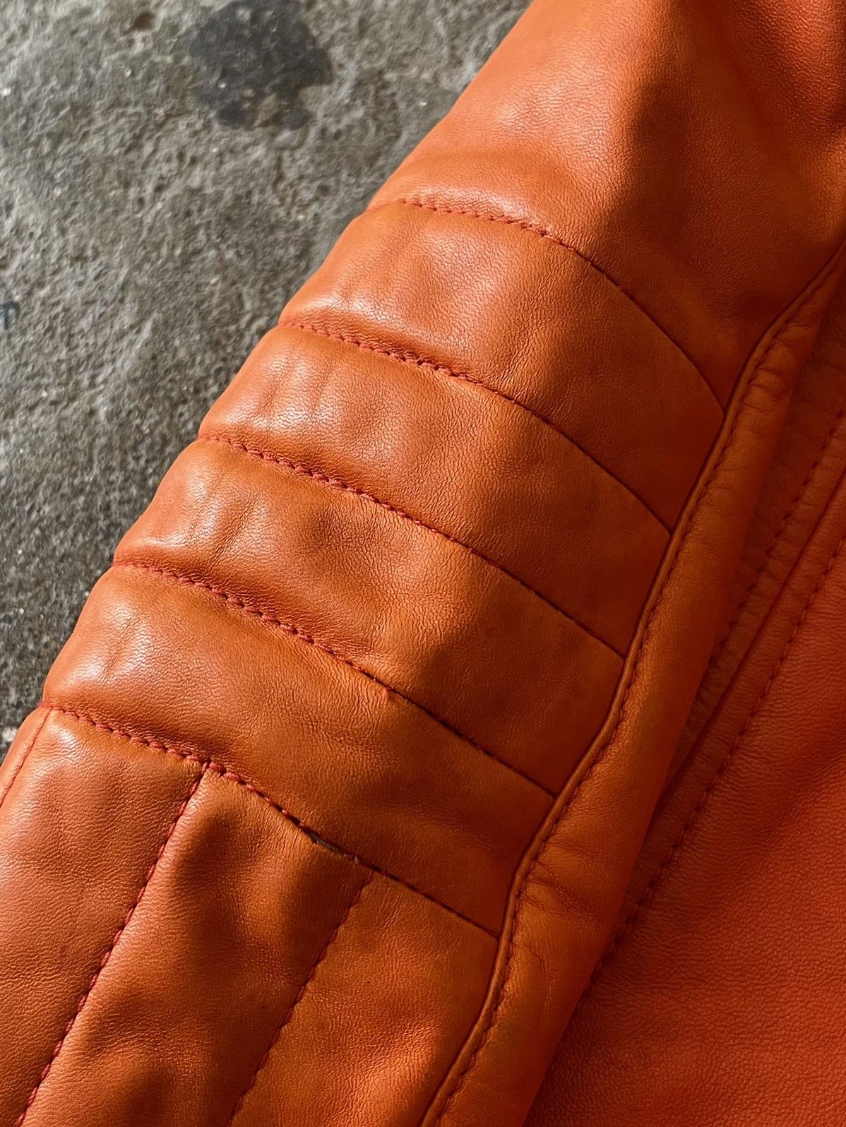 Tom Ford Gucci - Tom Ford - FW2000 - Moto Paneled - Leather Jacket Size US S / EU 44-46 / 1 - 21 Thumbnail