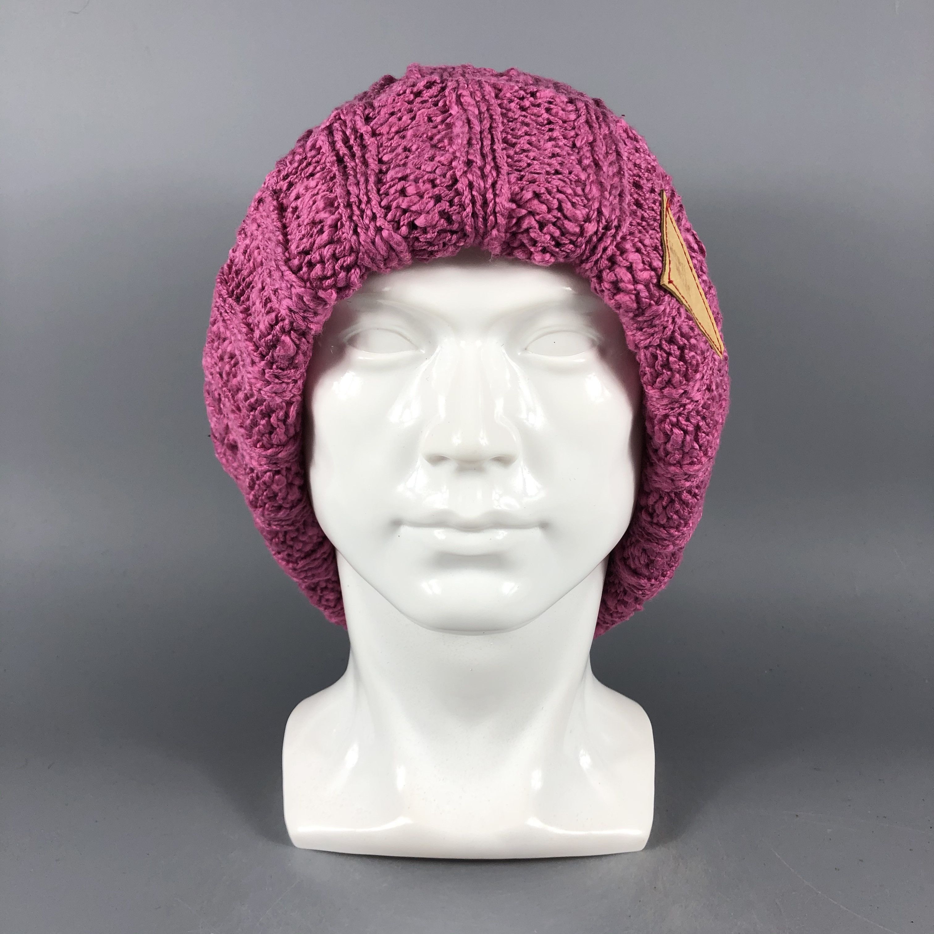 image of Vintage Womens Amina Pink Ribbed Knit Beanie Snow Hat Snow Cap -D632