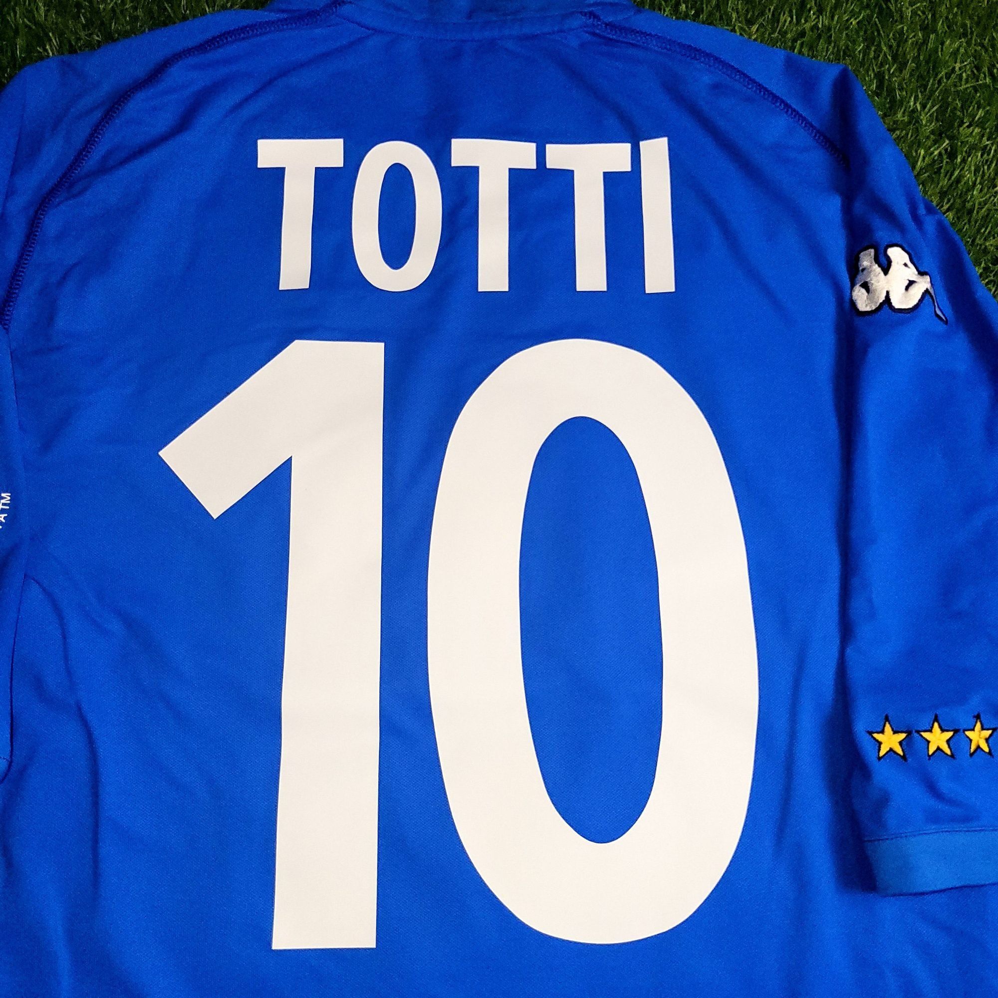 Kappa Totti Italy Kappa 2002 World Cup Home Soccer Jersey Shirt XL Size US XL / EU 56 / 4 - 3 Thumbnail