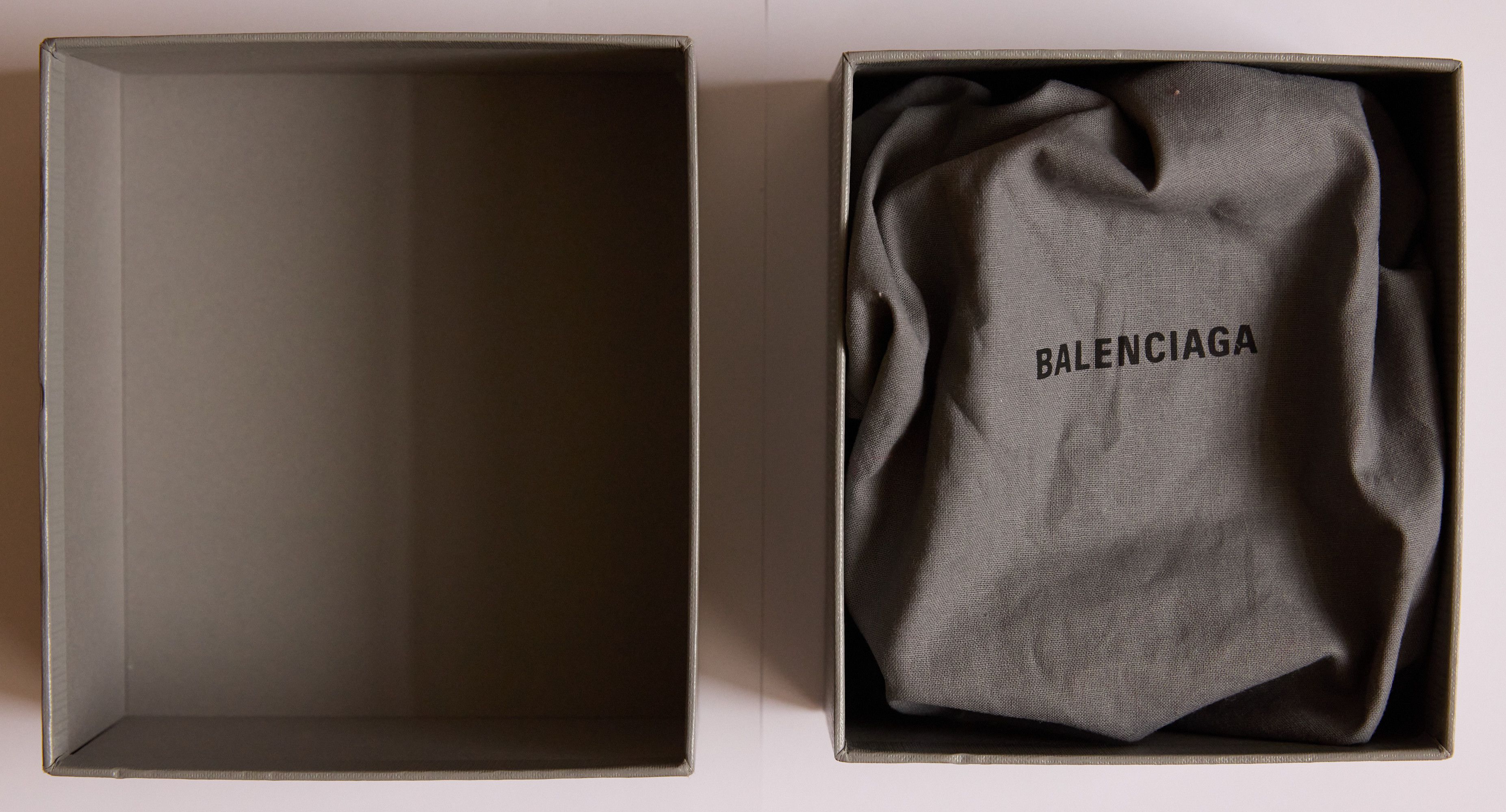 Balenciaga BALENCIAGA FW22 Blue Wire Cat-Eye Sunglasses Size ONE SIZE - 10 Thumbnail