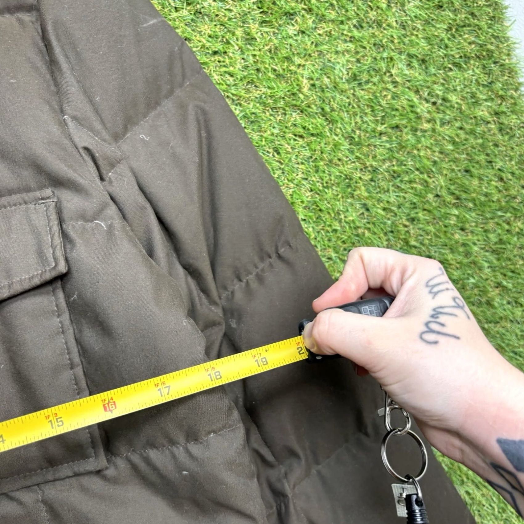 Eddie Bauer Eddie Bauer Down Jacket Womens Small Quilted Puffer Goose Down Snap Close Olive Green Brown Quilted Bodywarmer Womens Regular Jacket Size S / US 4 / IT 40 - 7 Thumbnail