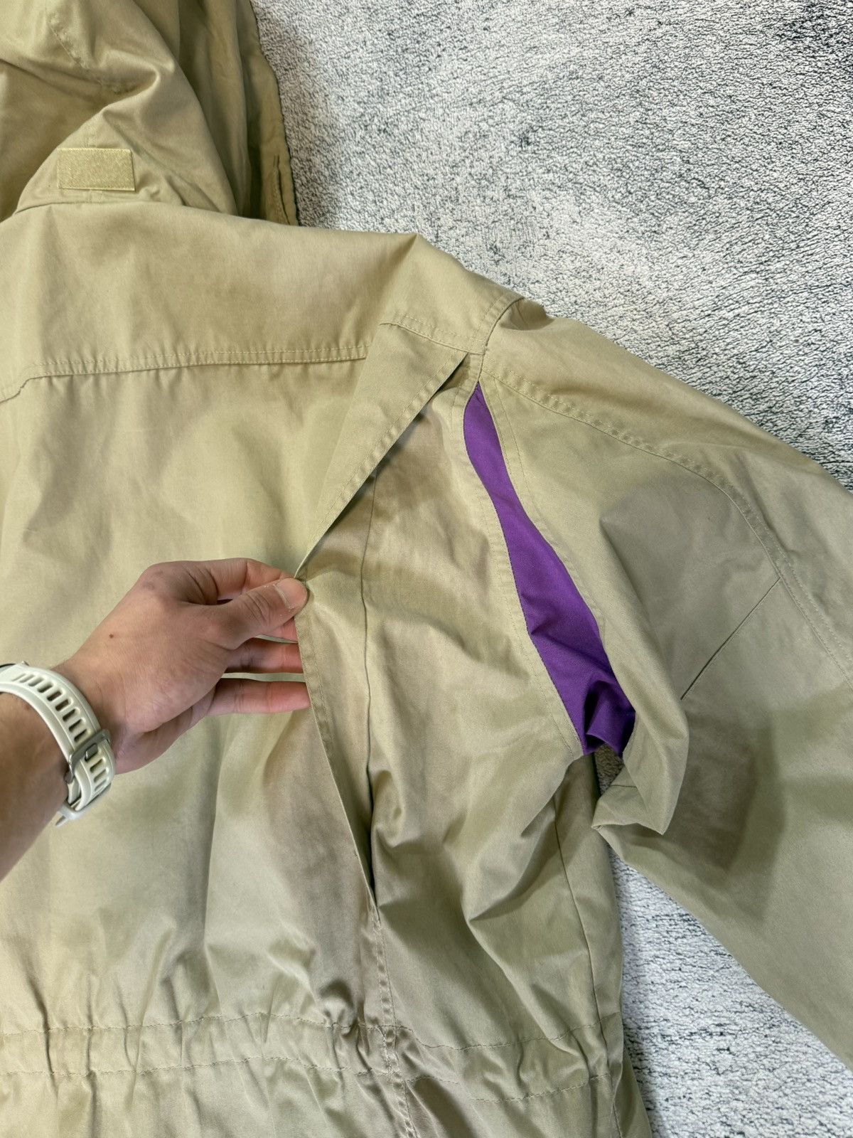 Fjallraven Vintage Fjallraven Hiker Jacket L Parka Hooded Gorpcore 90s Size US L / EU 52-54 / 3 - 17 Thumbnail