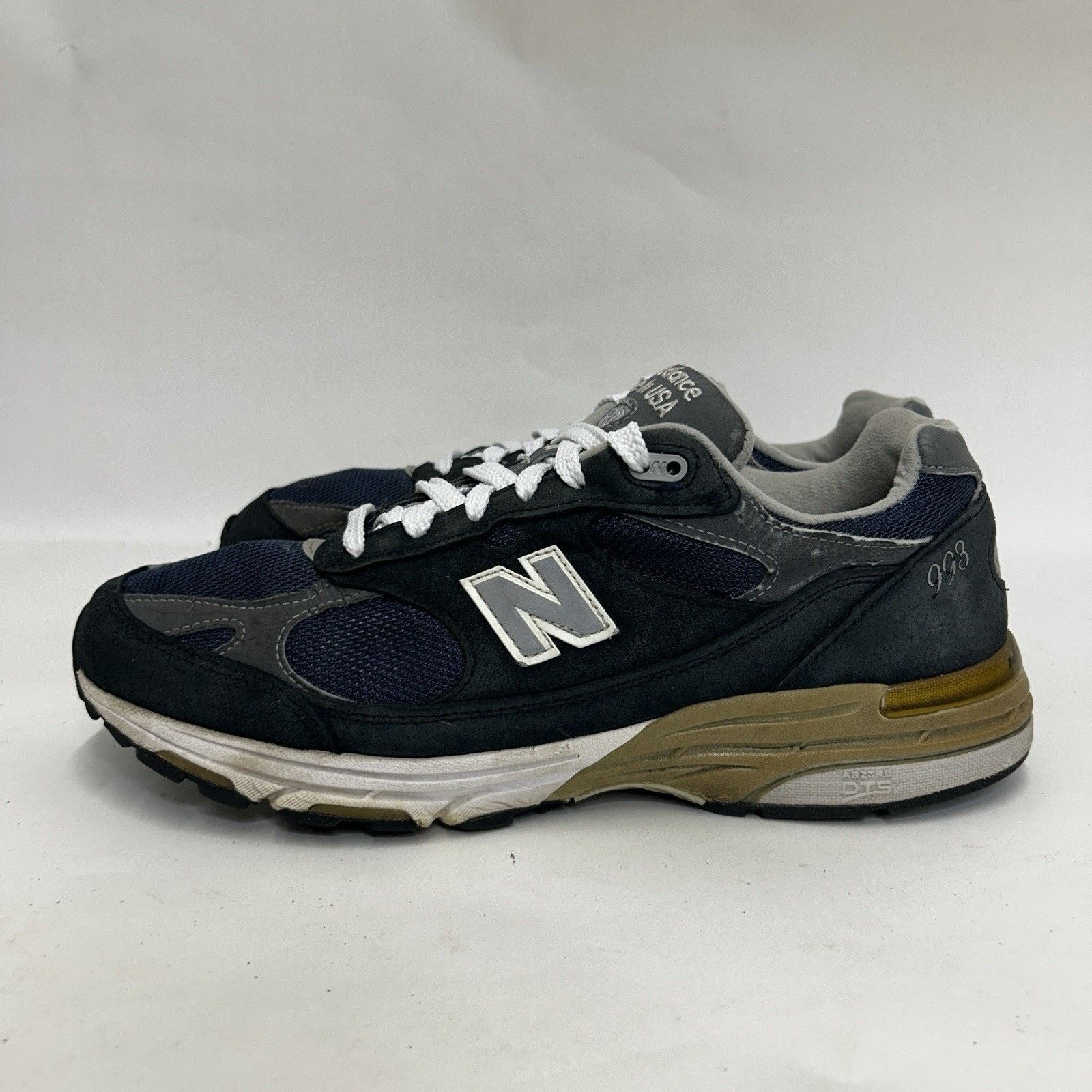 New Balance New Balance 993 Heritage Collection USA “Navy White” MR993NV Size US 11.5 / EU 44-45 - 6 Thumbnail