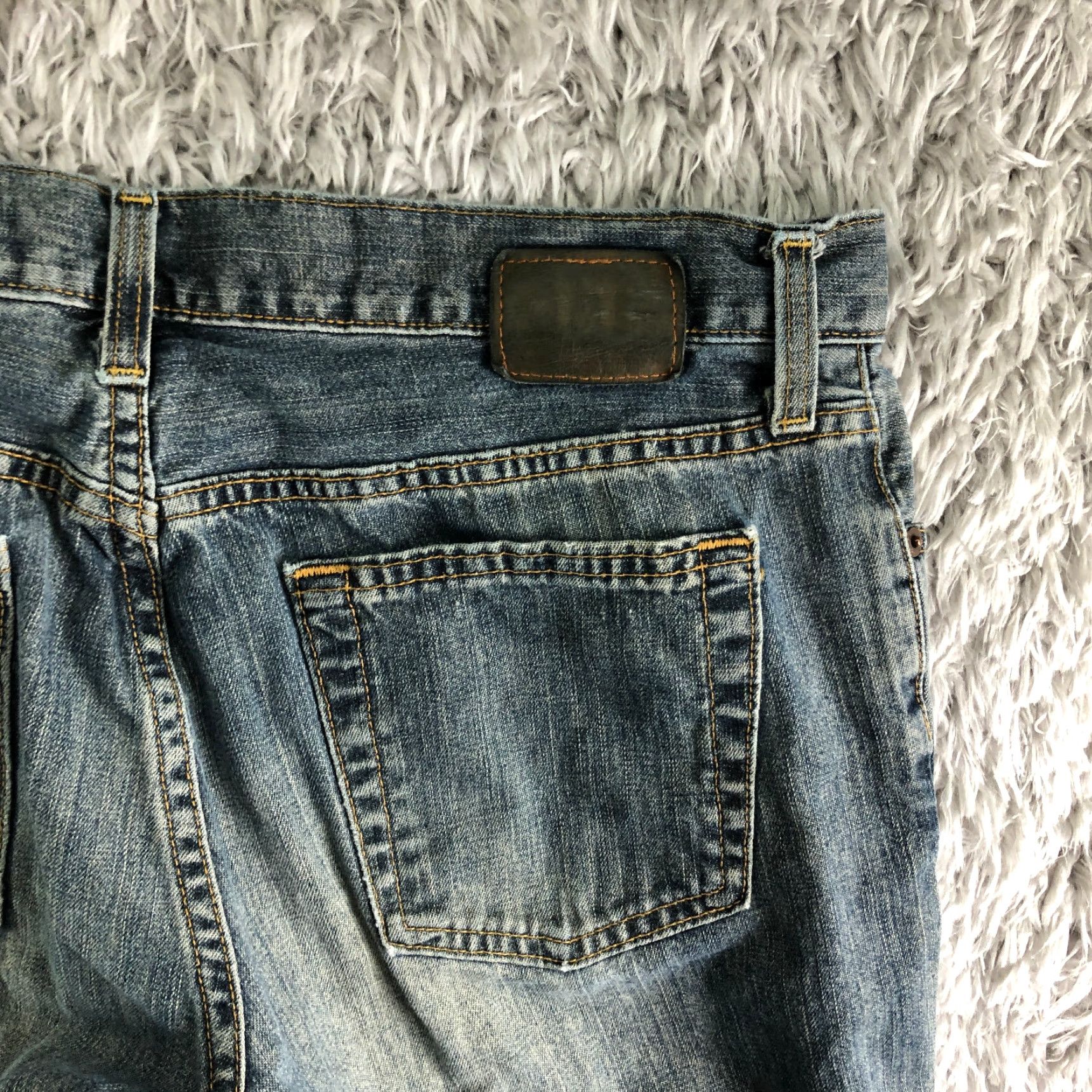 Gap VINTAGEGap Mens Size 31x32 Mid Rise Straight Leg Medium Wash Blue Denim Jeans Size US 31 - 7 Thumbnail