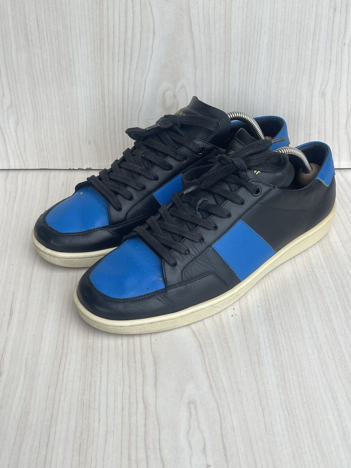Saint Laurent Paris Paris saint laurent low top court Size US 9 / EU 42 - 1 Thumbnail