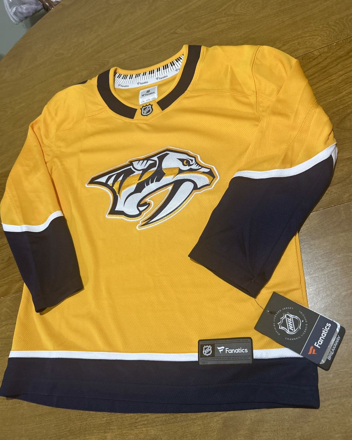 NHL Nashville Predators NHL Jersey Size US XS / EU 42 / 0 - 5 Thumbnail