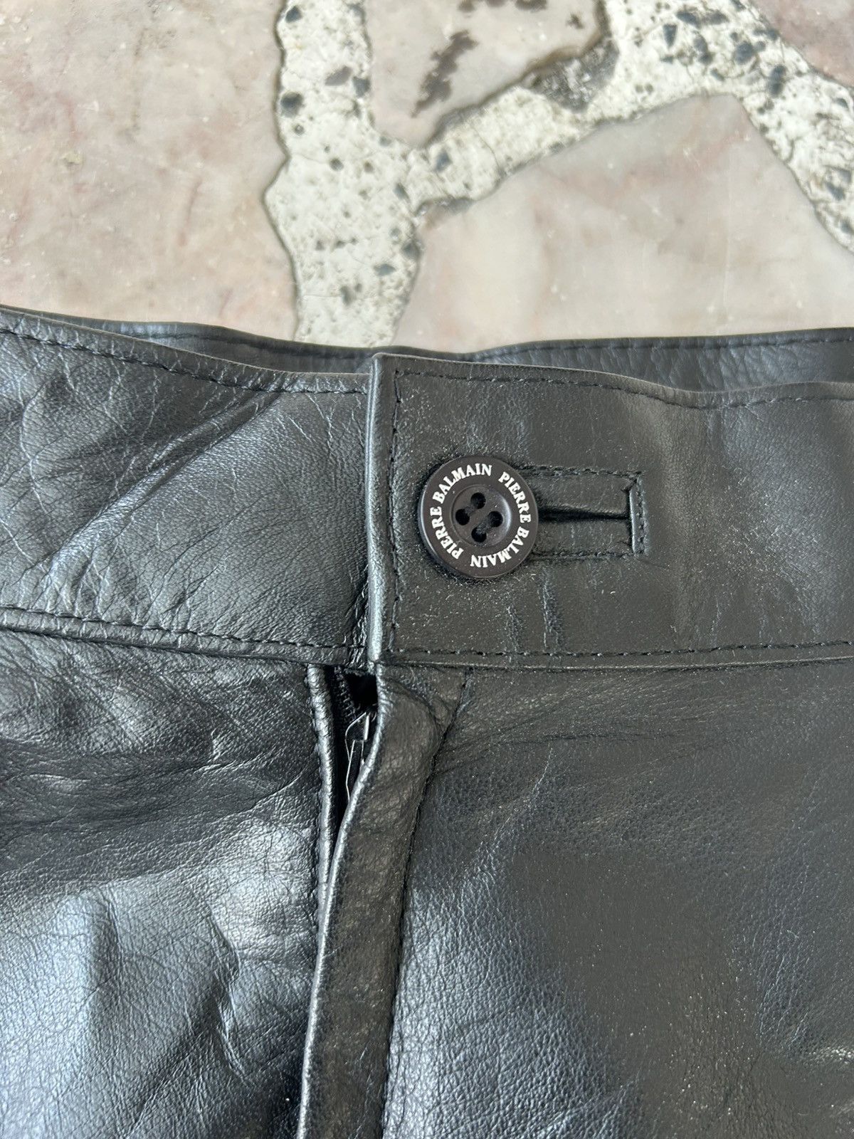 Pierre Balmain Pierre Balmain Vintage Leather Black Skirt Size 25" / US 0 / IT 36 - 8 Thumbnail