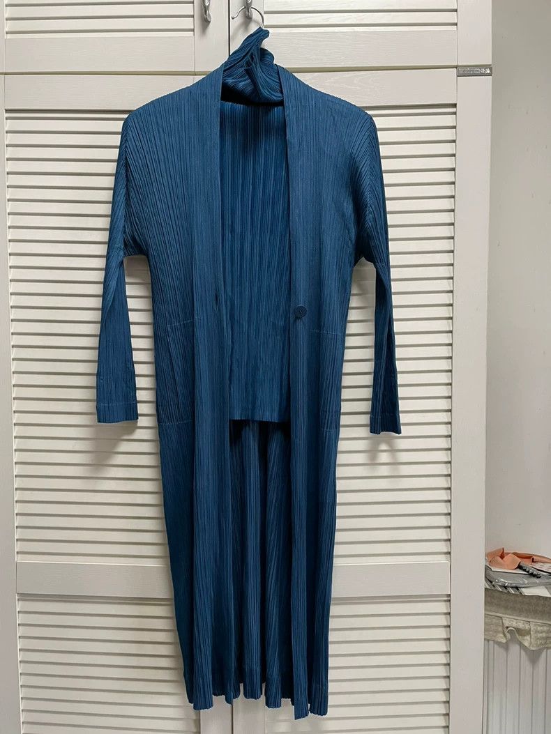 Issey Miyake Issey Miyake Blue pleated coat Size M / US 6-8 / IT 42-44 - 7 Thumbnail