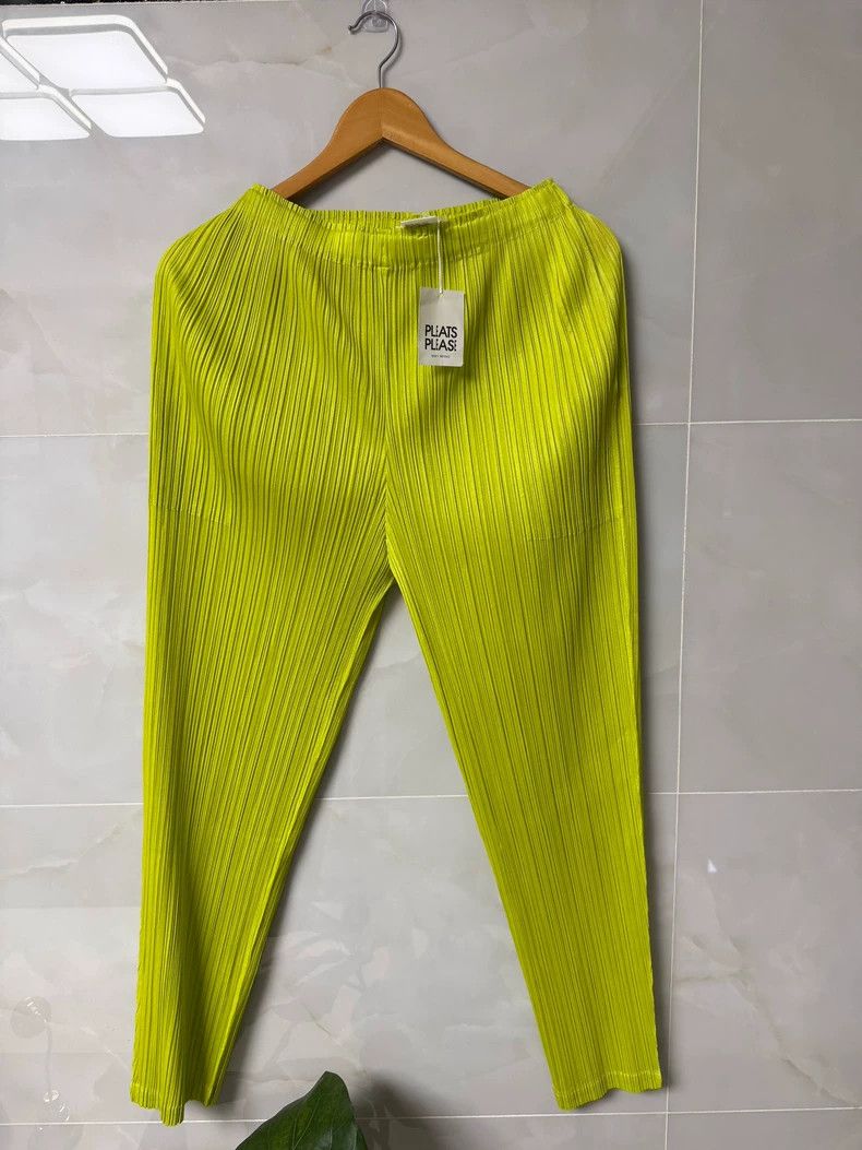 Issey Miyake Issey Miyake size:5 Green pleated pants Size 42" / US 20 - 2 Thumbnail