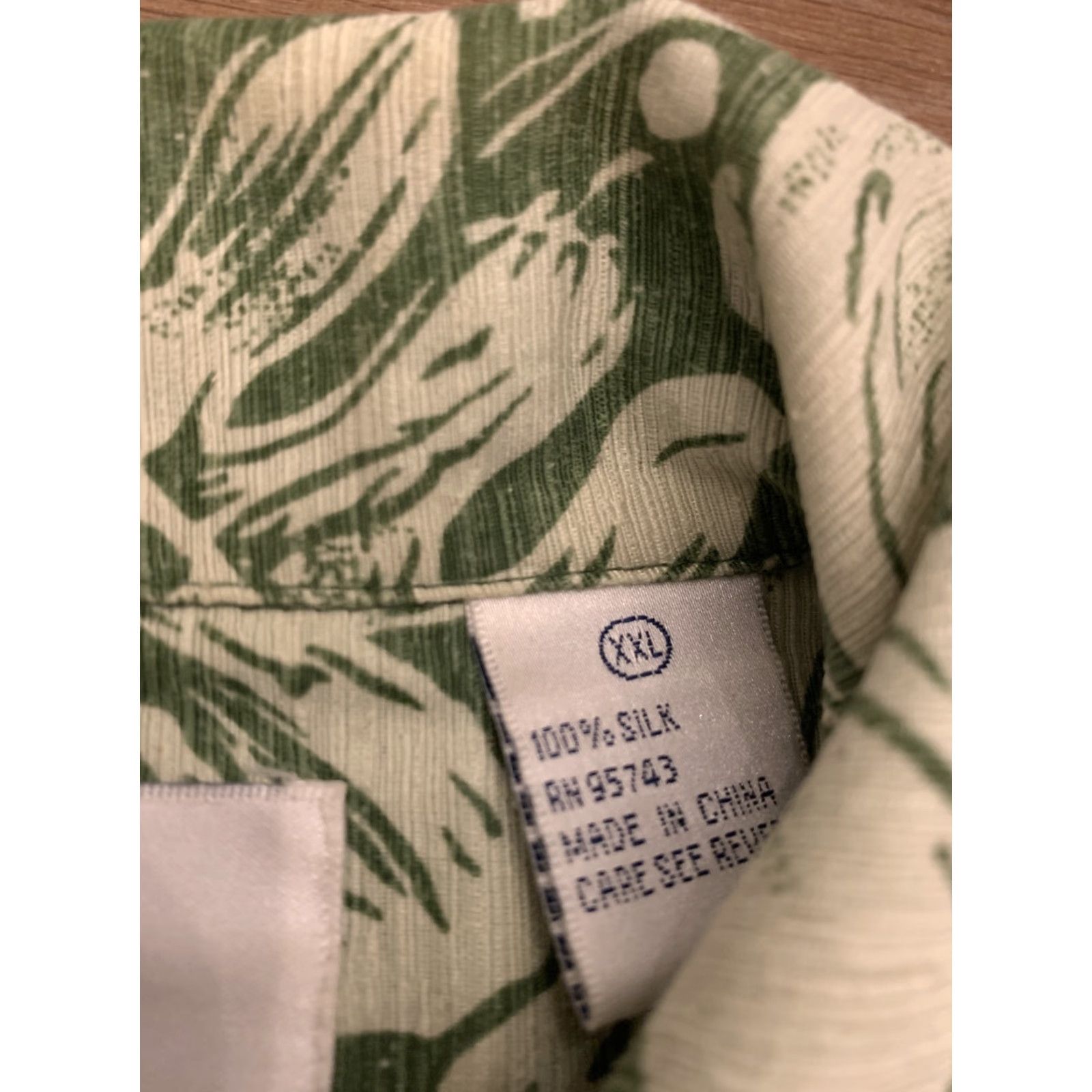 Bill Blass VINTAGE Bill Blass Silk Shirt Hawaiian Button-Down 2XL Short Sleeve Green Mens XXL Size US XXL / EU 58 / 5 - 3 Thumbnail