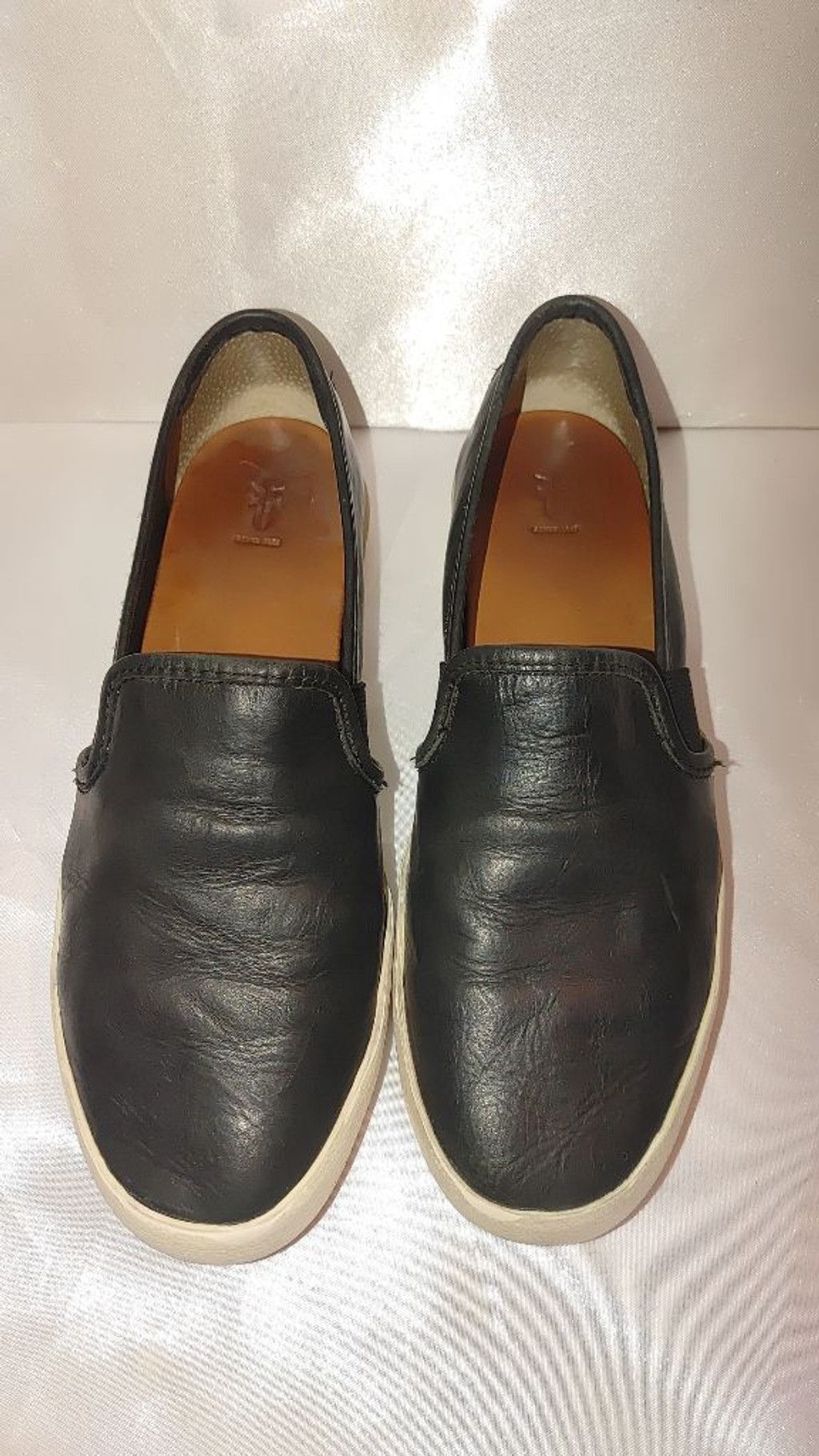 Frye Frye Dylan Leather Slip On Size 6.5 Size US 6.5 / IT 36.5 - 6 Thumbnail