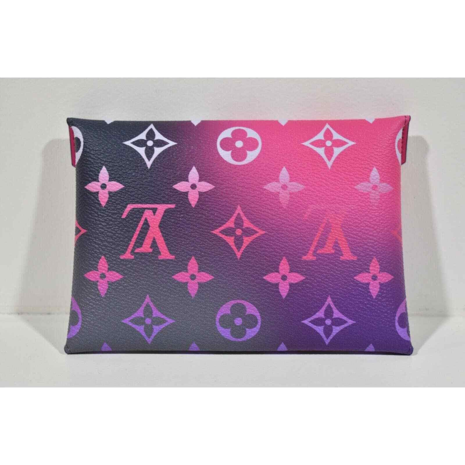 Louis Vuitton Louis Vuitton Monogram 3 Piece Pouch Clutch Bag Size ONE SIZE - 10 Thumbnail