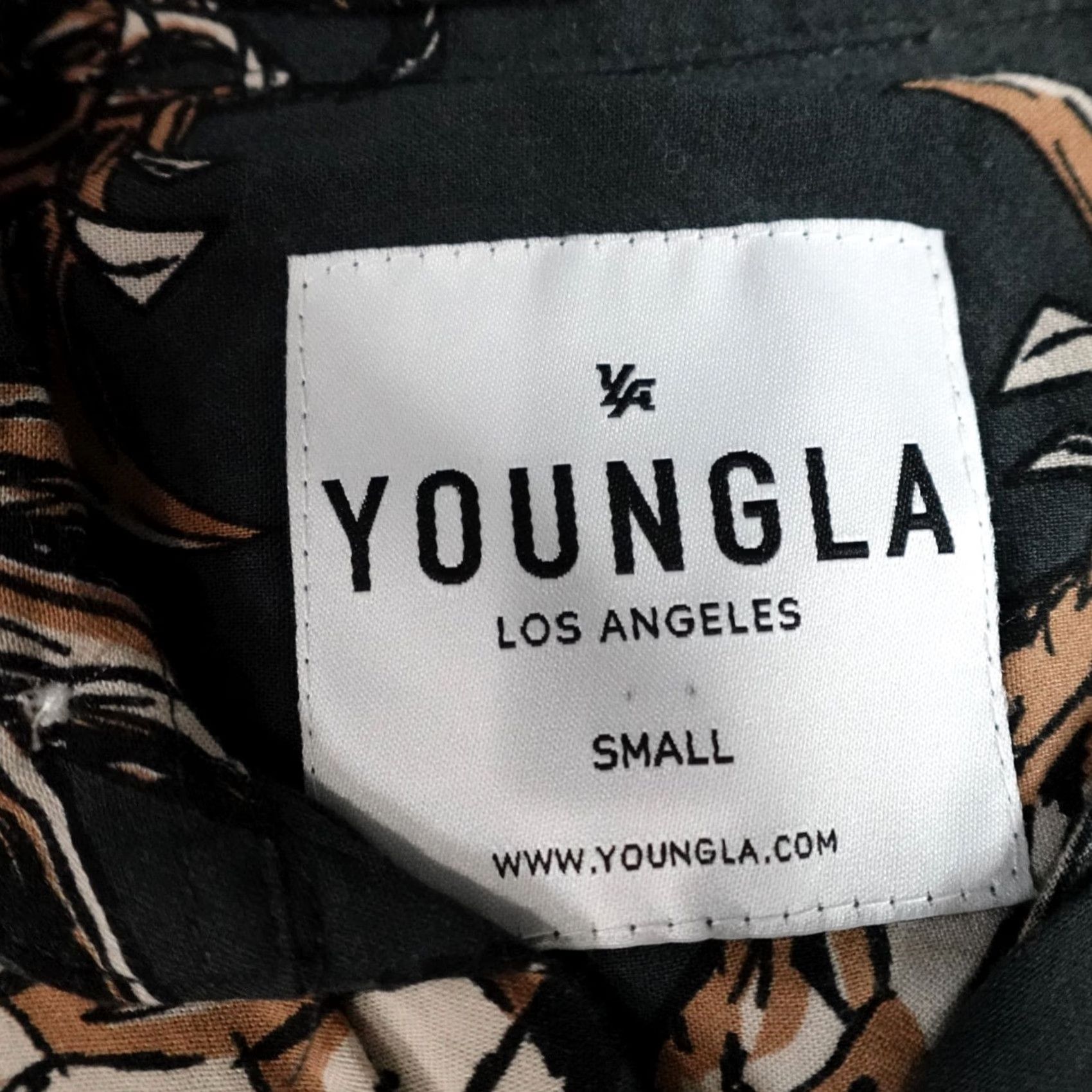 YoungLA Youngla Shirt Short Sleeve Gray Pineapples All Over Print Small Size US S / EU 44-46 / 1 - 2 Thumbnail