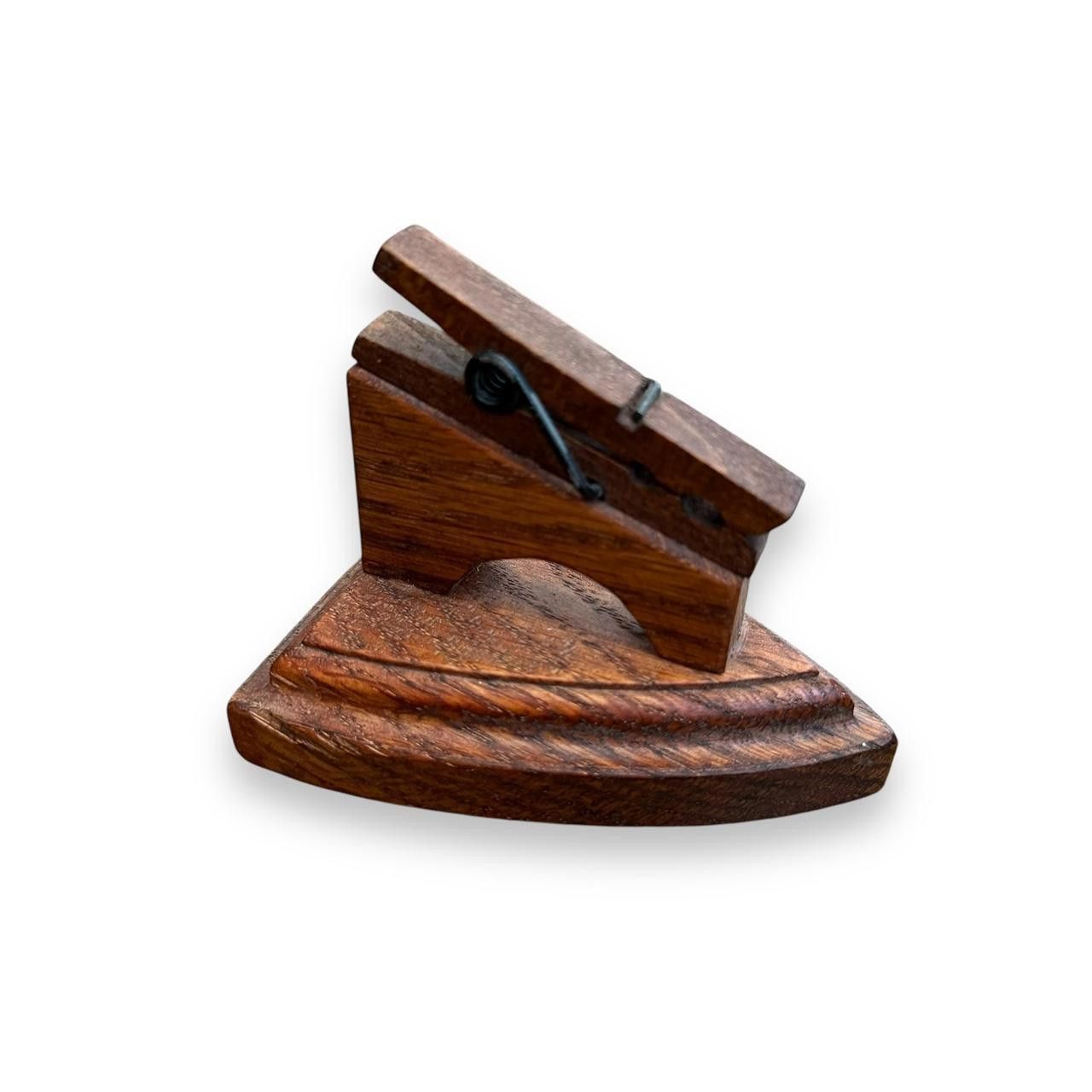 Designer Brown Iron Clip Decor-home-accesory Size ONE SIZE - 1 Thumbnail