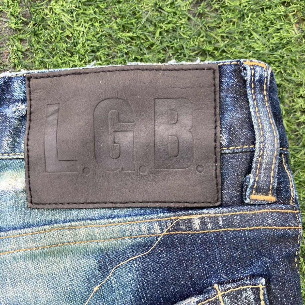 If Six Was Nine LE GRANDE BLEU (L.G.B) RIPPED JEANS Size US 32 / EU 48 - 16 Thumbnail