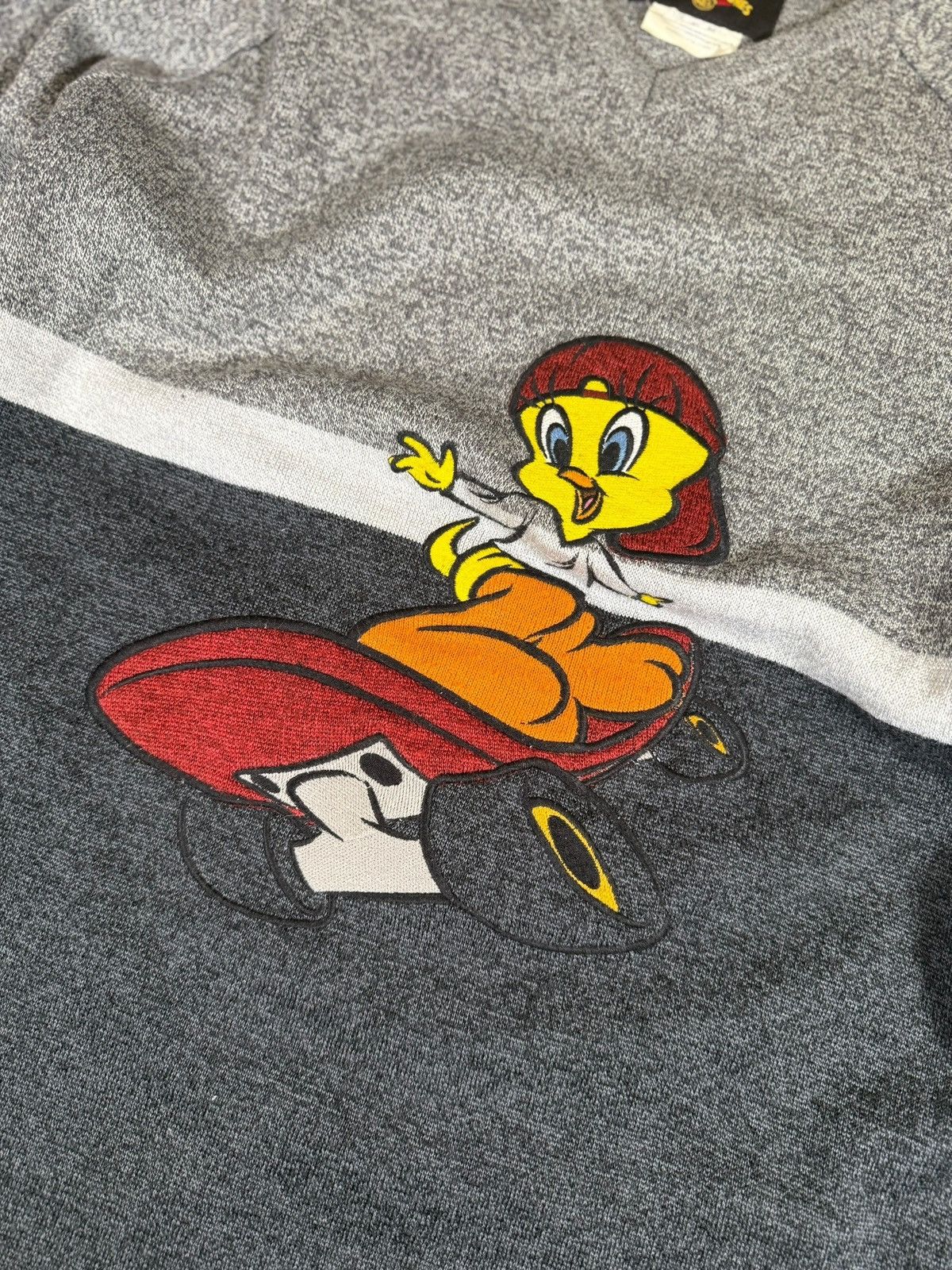 Other Tweety Looney Tunes Y2K Skate Sweater Size US XL / EU 56 / 4 - 2 Thumbnail