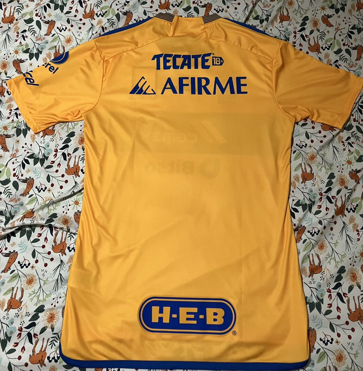 Adidas Mens Adidas Tigres 23/24 Home Jersey Sz M Size US M / EU 48-50 / 2 - 4 Thumbnail