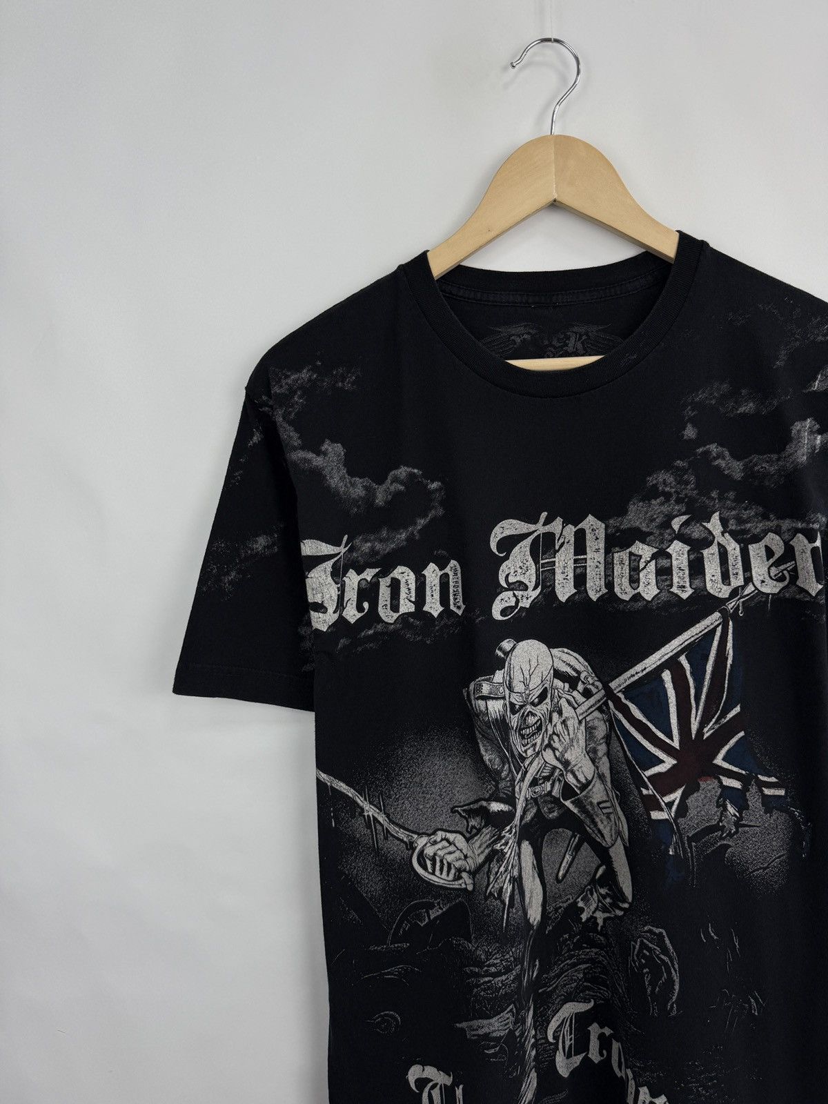 Iron Maiden 🇬🇧Vintage 2007 Iron Maiden The Trooper T-Shirt Heavy Metal Size US L / EU 52-54 / 3 - 4 Thumbnail