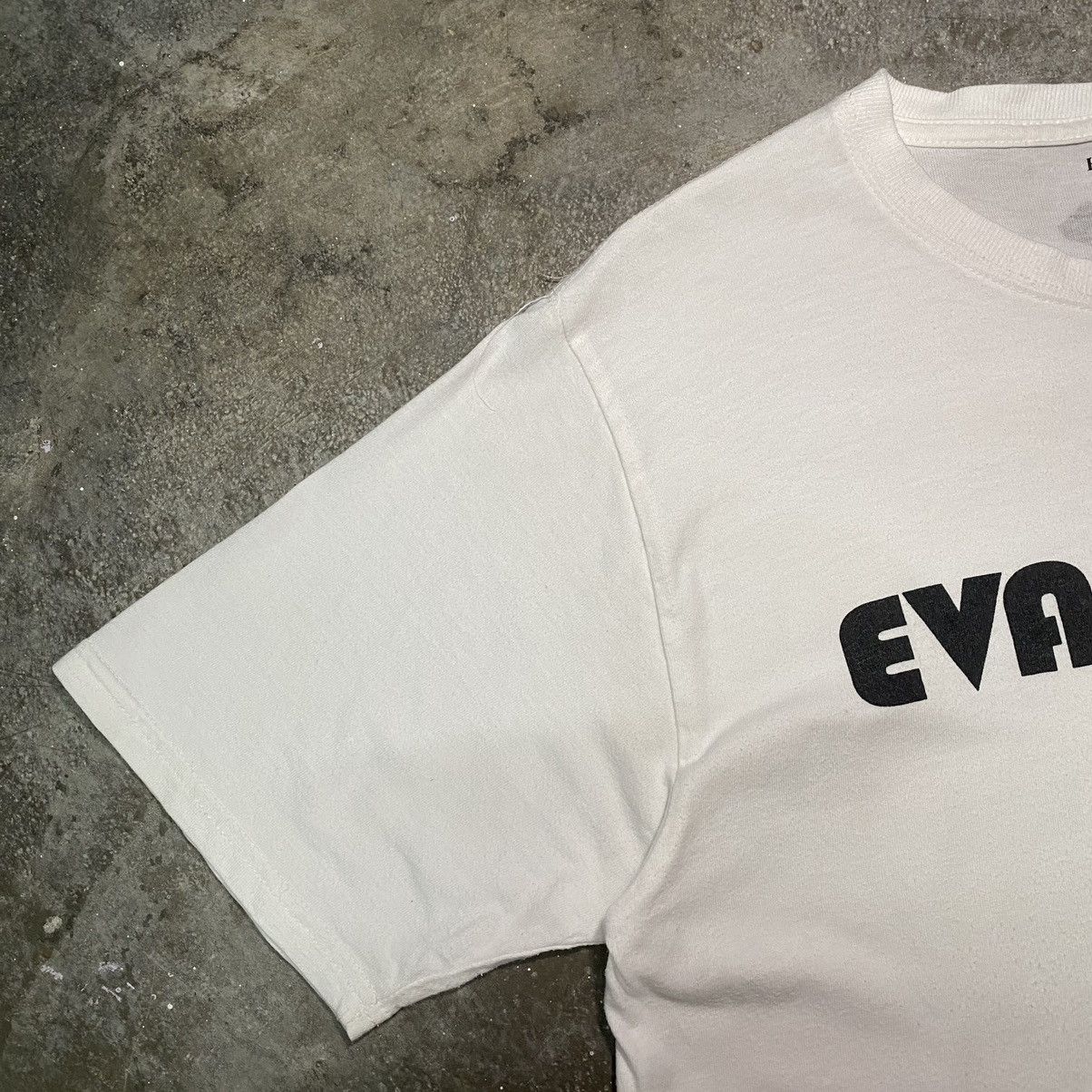 Anime EVANGELION SYNCHRONIZED WITH HELLO KITTY ANIME T SHIRT Size US L / EU 52-54 / 3 - 5 Thumbnail