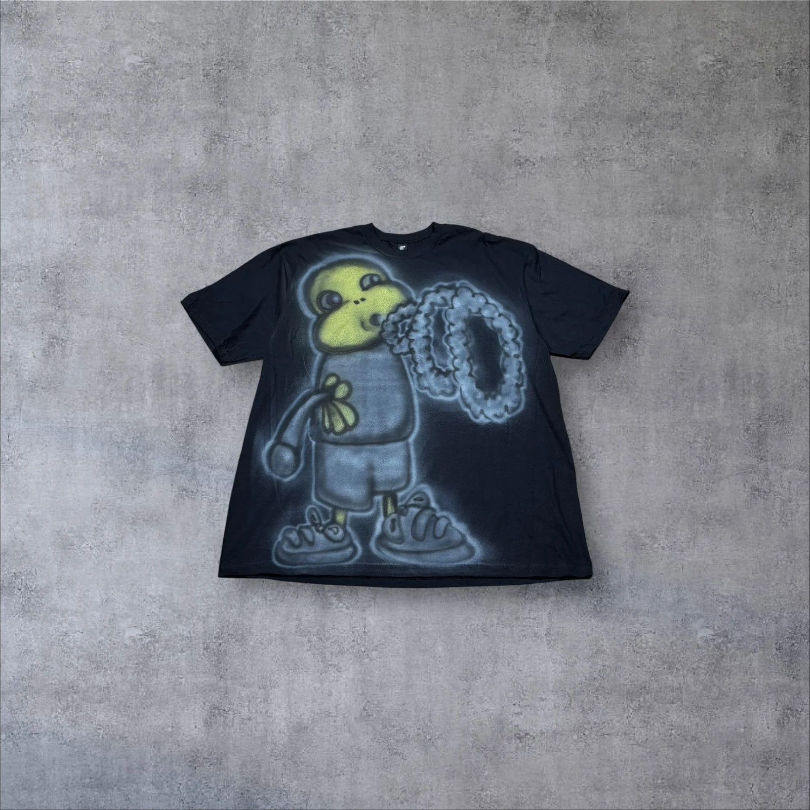 Japanese Brand Airbrushed Smoker Graphic T-Shirt Size US XL / EU 56 / 4 - 1 Thumbnail