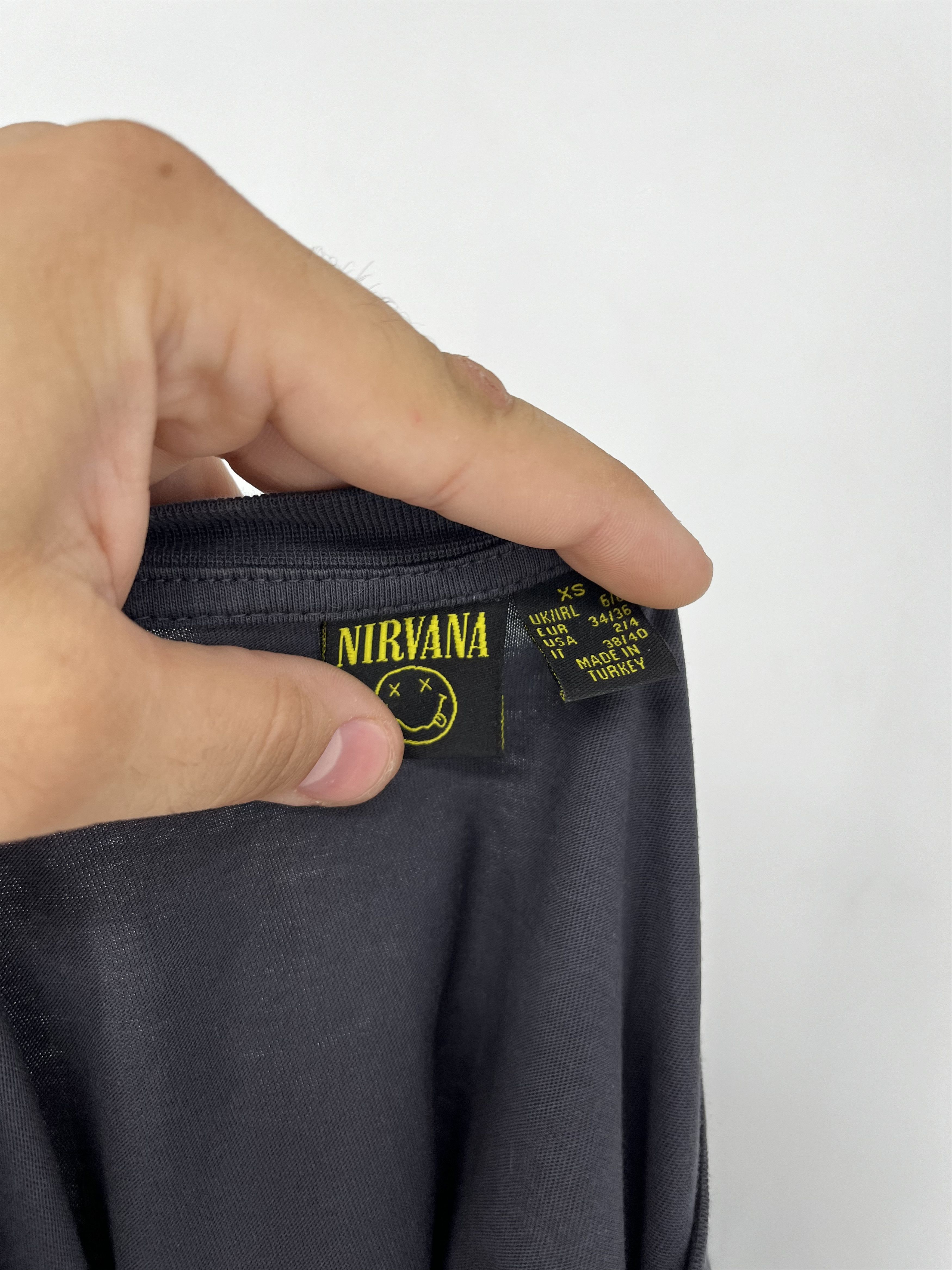 Band Tees × Vintage Vintage Y2K Nirvana Kurt Cobain Tee Print Band Tour Rock Size US XS / EU 42 / 0 - 18 Thumbnail