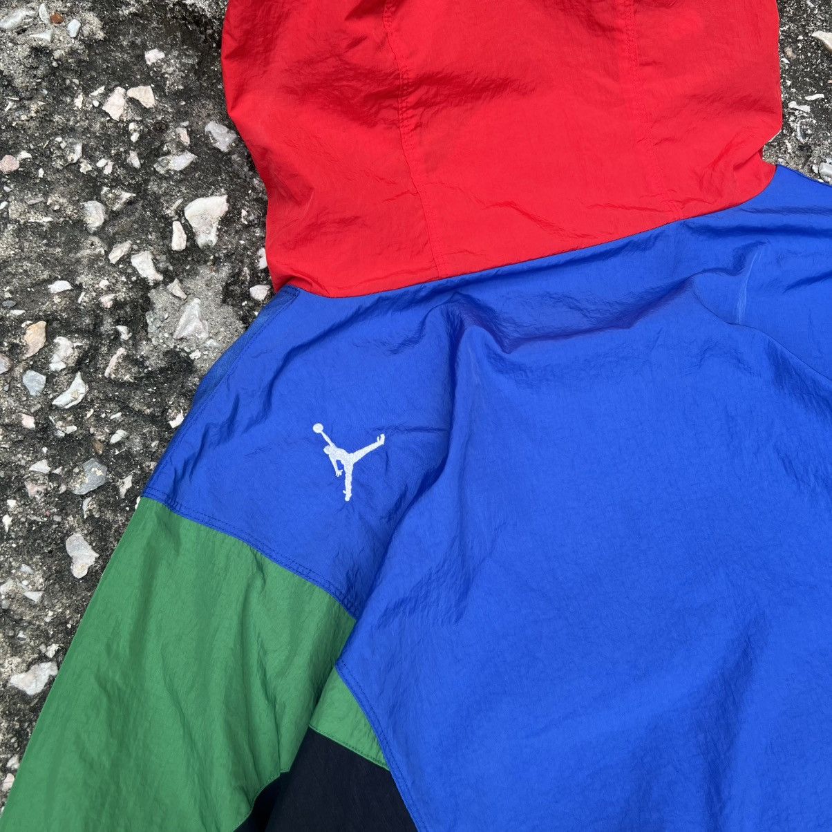 Nike “AIR JORDAN” MULTI COLOUR LIGHT JACKET Size US L / EU 52-54 / 3 - 10 Thumbnail