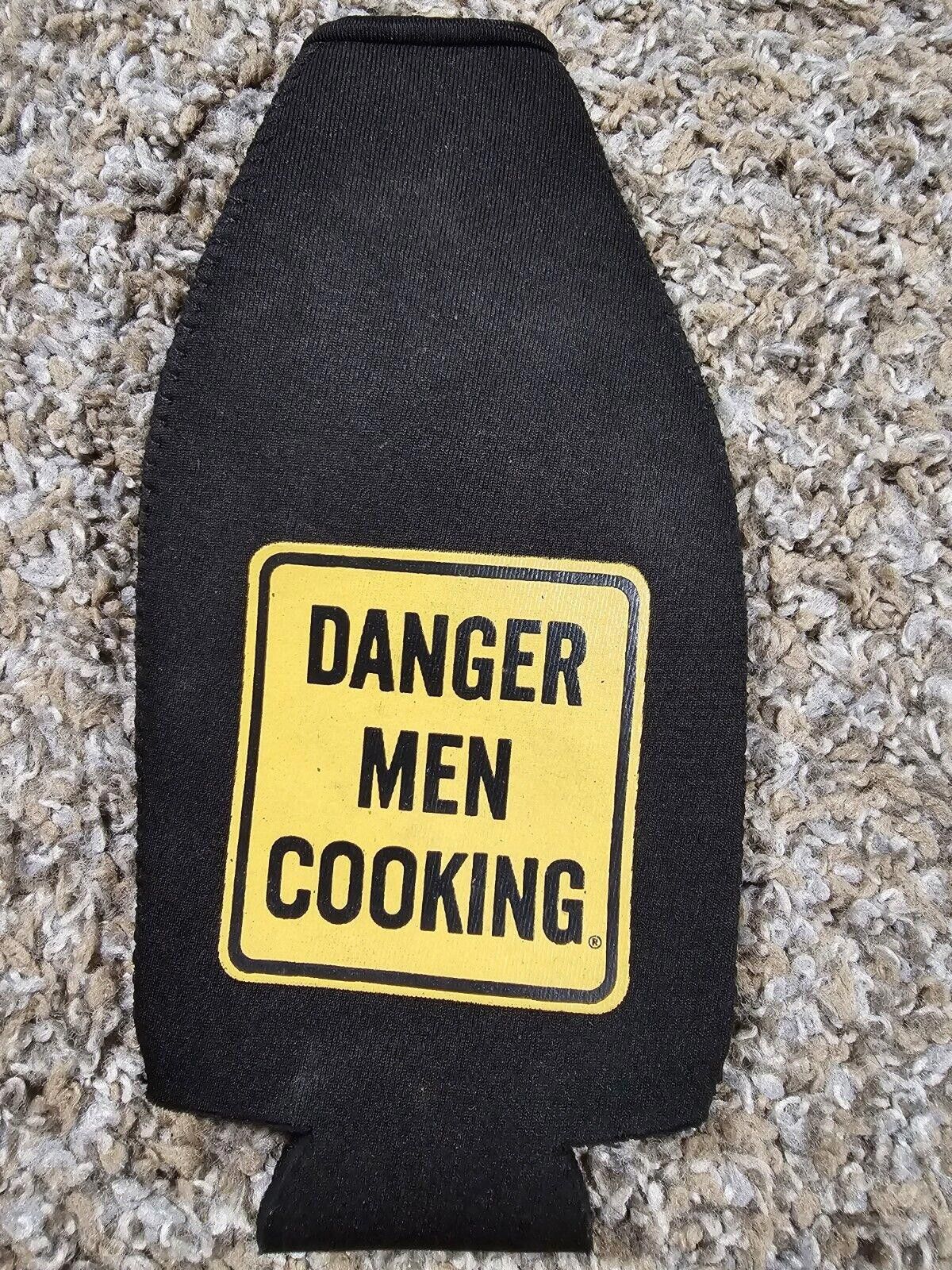 Designer DANGER Men Cooking Zip Up Neoprene Bottle Drink Insulator Size ONE SIZE - 1 Thumbnail