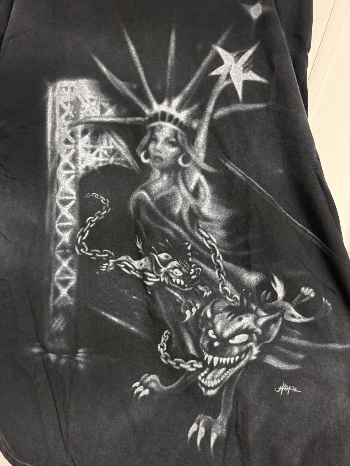 Travis Scott Metlife Statue of Liberty Exclusive T-Shirt Size US XXL / EU 58 / 5 - 2 Thumbnail