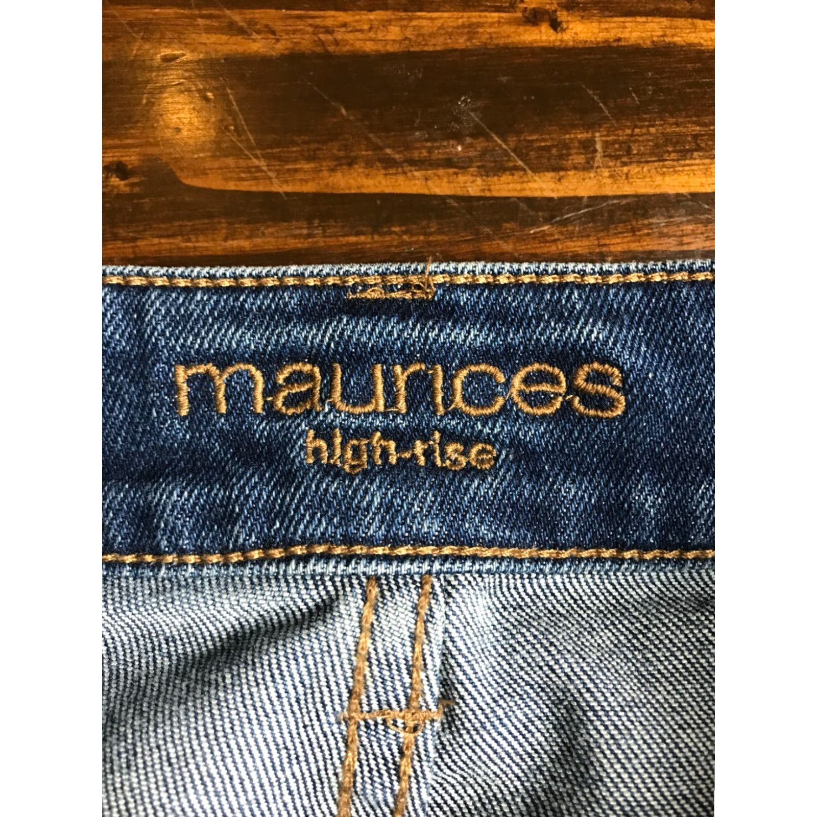 Vintage Maurices Jeans Women's Size 6 REG Blue Denim Distressed High Rise Cut Off Jeans Size 28" / US 6 / IT 42 - 7 Thumbnail