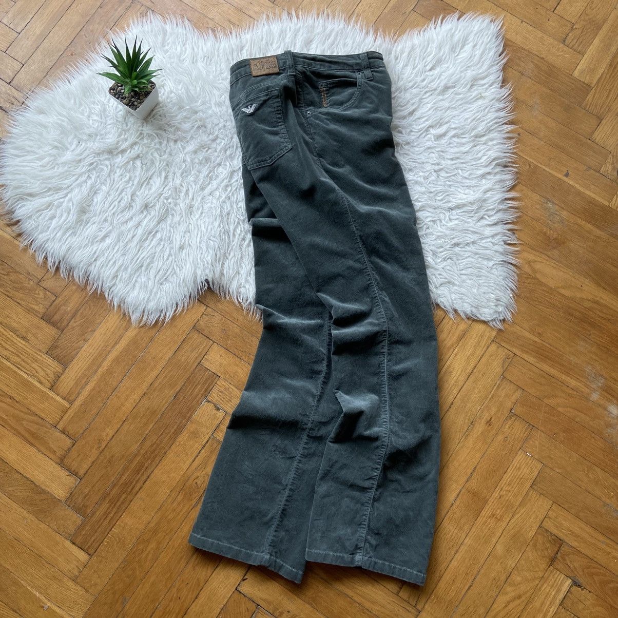 Armani 📌 Vintage Crazy Armani Jeans Velour Flared Pants Size US 32 / EU 48 - 2 Thumbnail