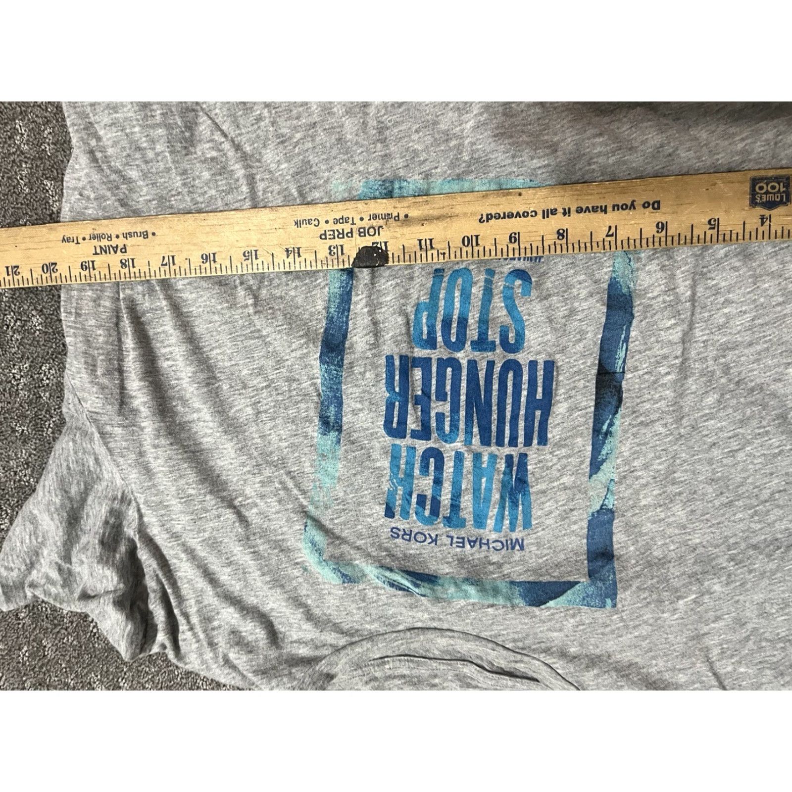 Michael Kors VINTAGE Michael Kors Tshirt - Graphic Tee - Unisex, Gray Heather w/ Front Graphics - Men's L - Cotton/Poly Blend, Short Sleeve Size US L / EU 52-54 / 3 - 5 Thumbnail