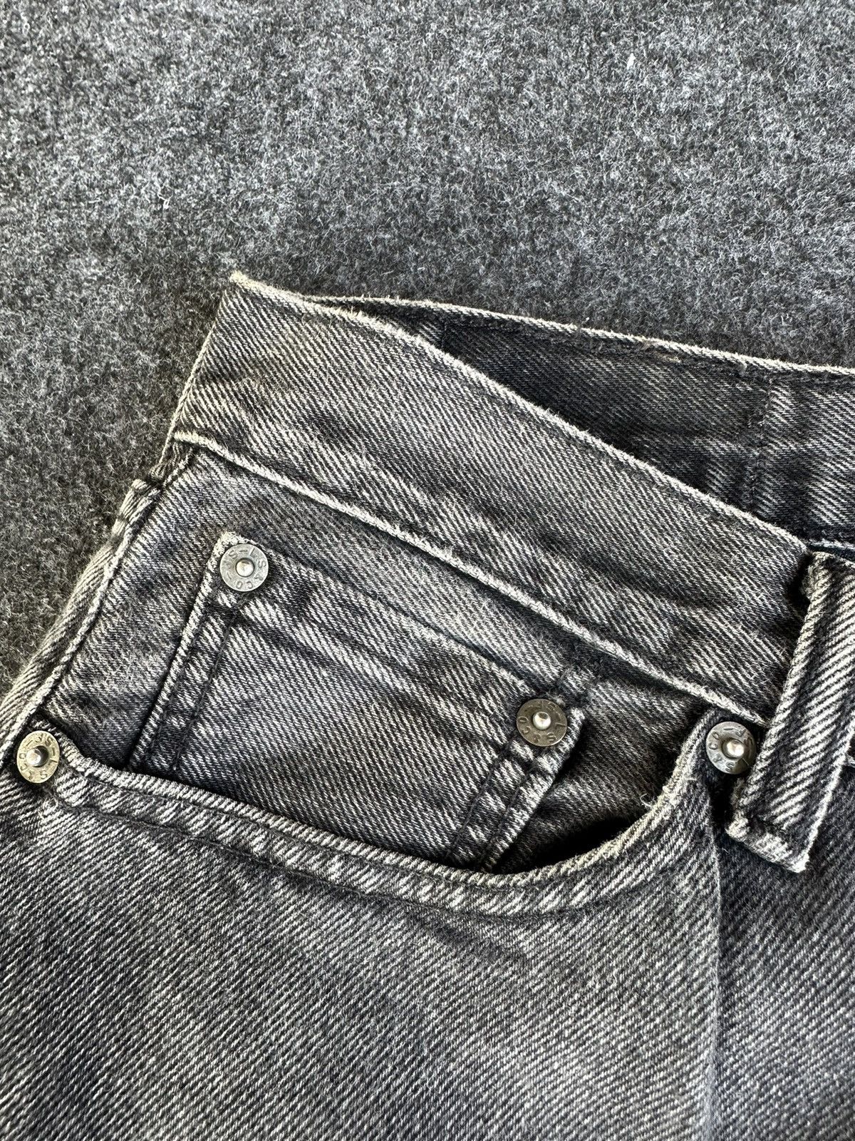 Levi's Y2K Levis 505 Super Black Faded Washed Denim 28x29 D268 Size US 28 / EU 44 - 10 Thumbnail
