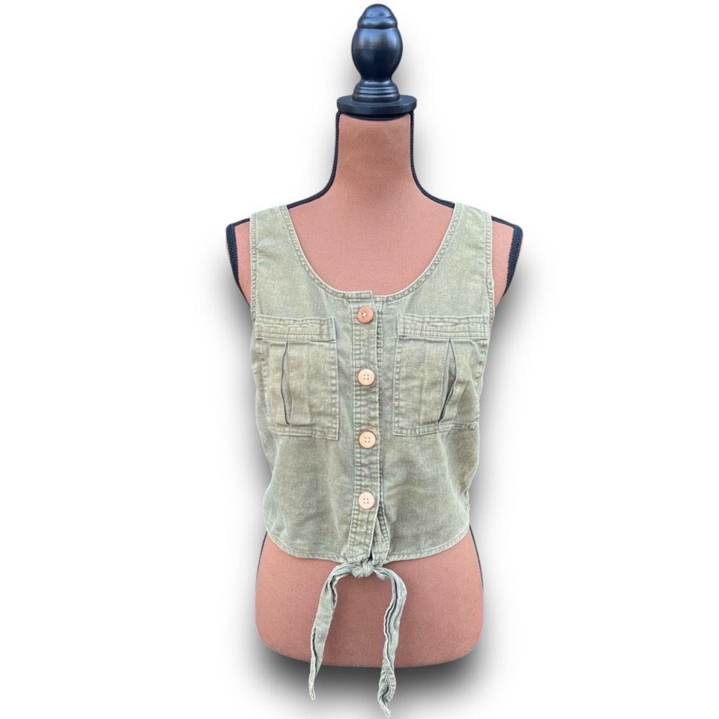 Other Vanilla Star, Sleeveless Button up Front Tie Acid Wash Crop top Juniors’ Medium Size M / US 6-8 / IT 42-44 - 1 Thumbnail