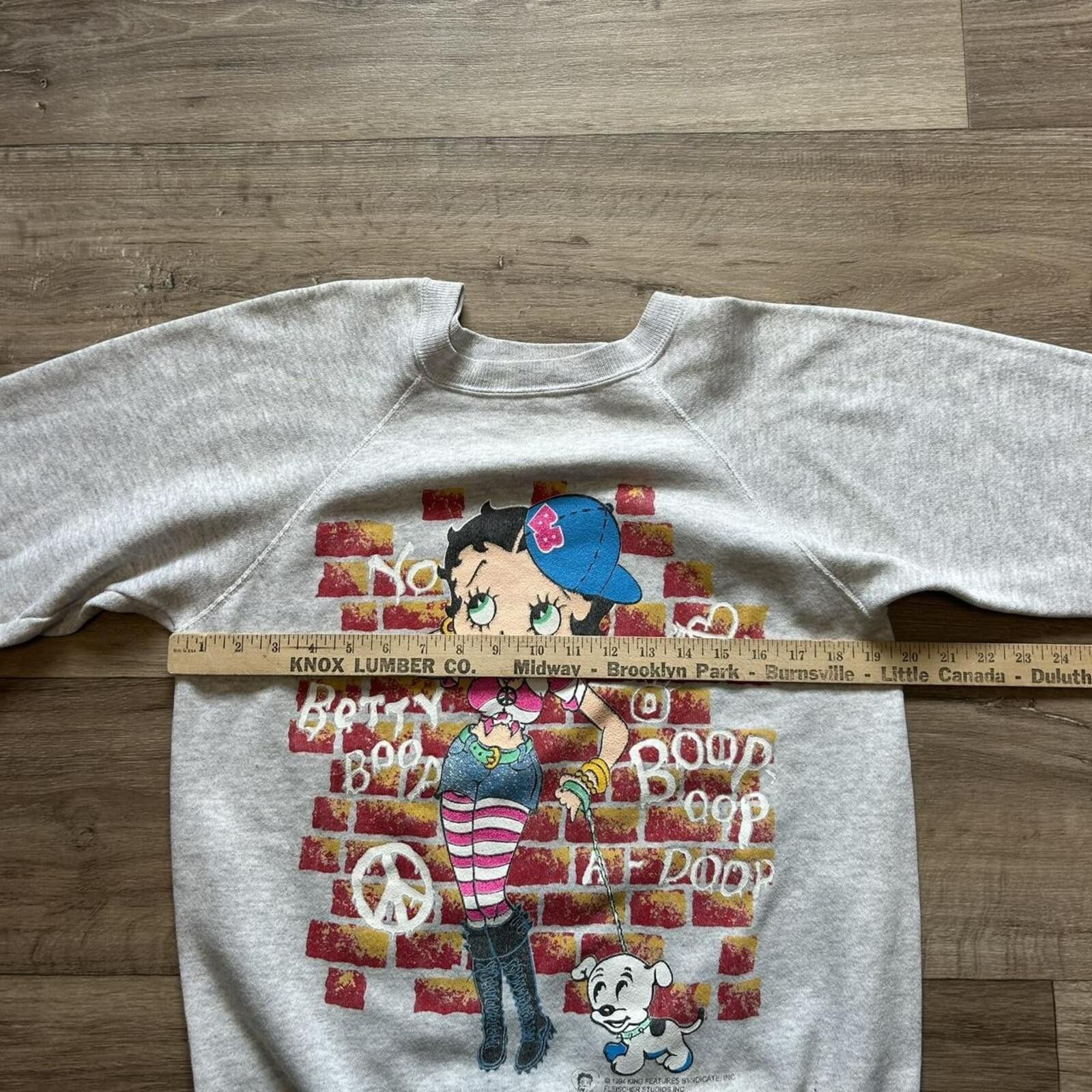 Other Vintage Betty Boop 1994 Grey crewneck sweatshirt size L rare Size US L / EU 52-54 / 3 - 6 Thumbnail