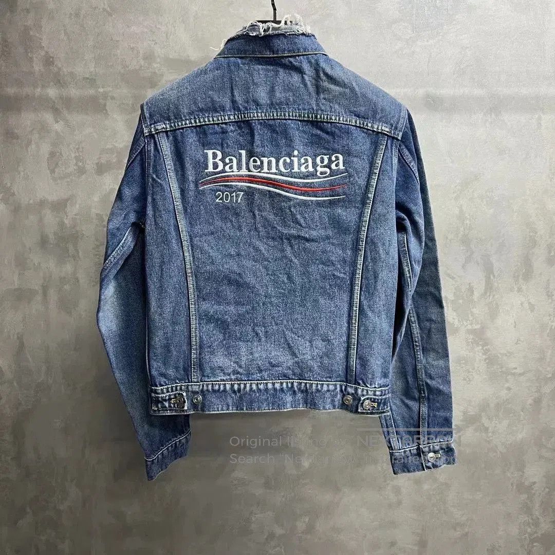 Balenciaga Balenciaga Blue Denim Jacket with Logo. Size US S / EU 44-46 / 1 - 1 Thumbnail