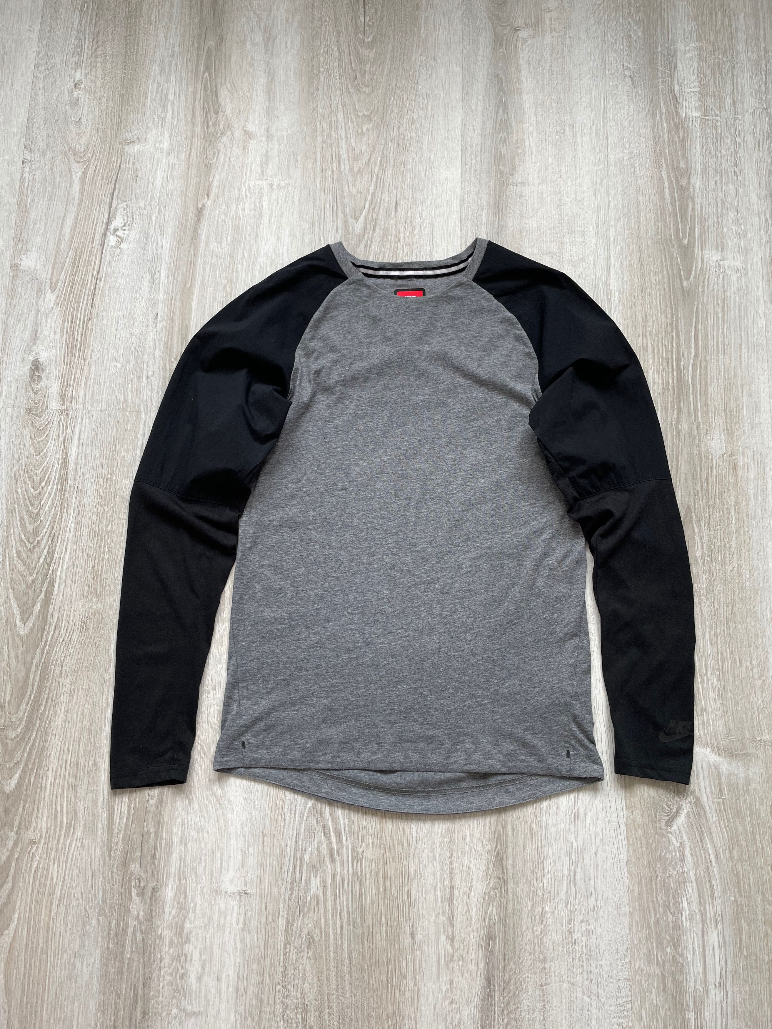 Nike Vintage Y2K Nike Mini Logo Nylon Long Sleeve Size US XS / EU 42 / 0 - 1 Thumbnail