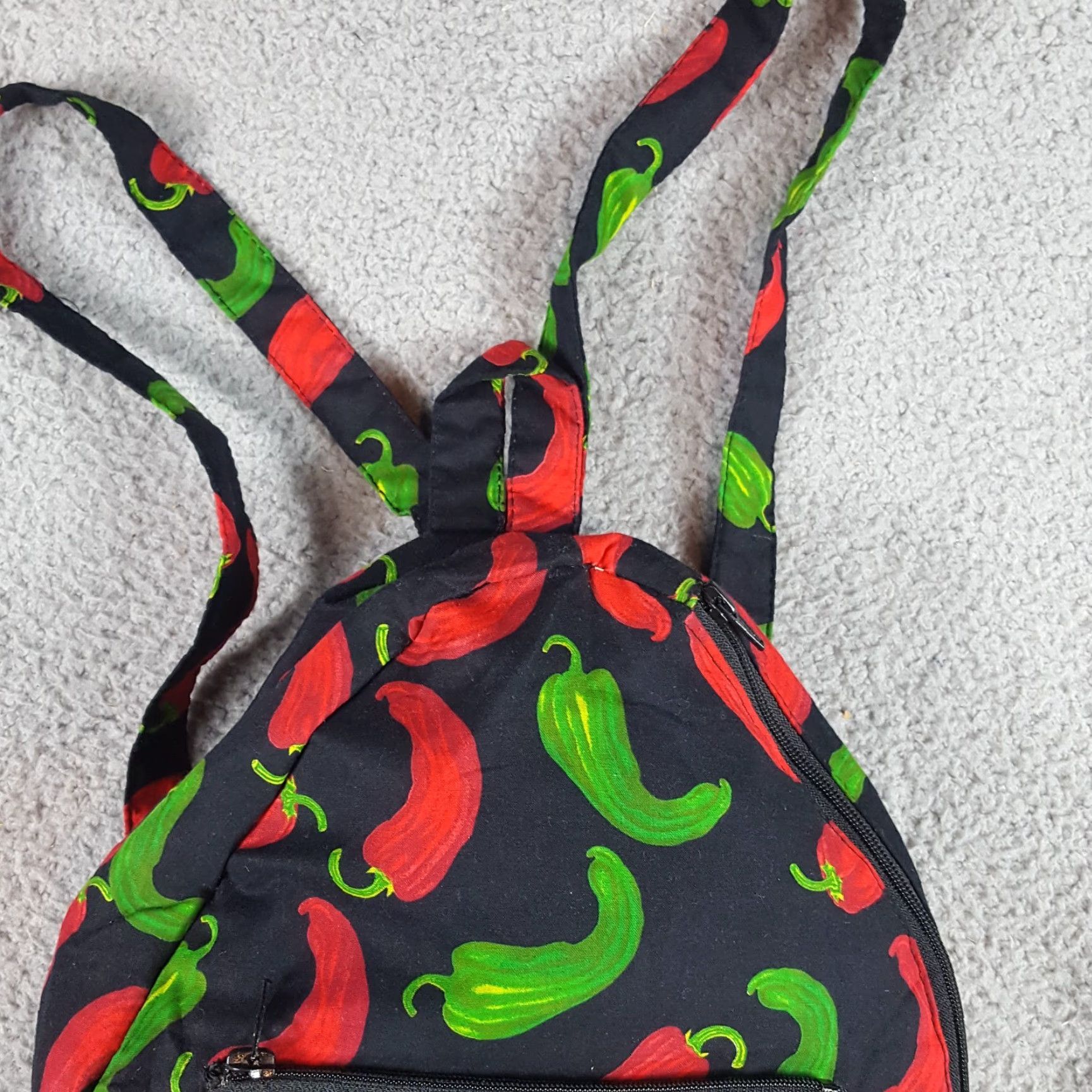 Vintage VINTAGE 80s Infinity Chic Black Sling Backpack Small Shoulder Bag Tropical Chili Pepper Ocean Retro Womens Size ONE SIZE - 3 Thumbnail