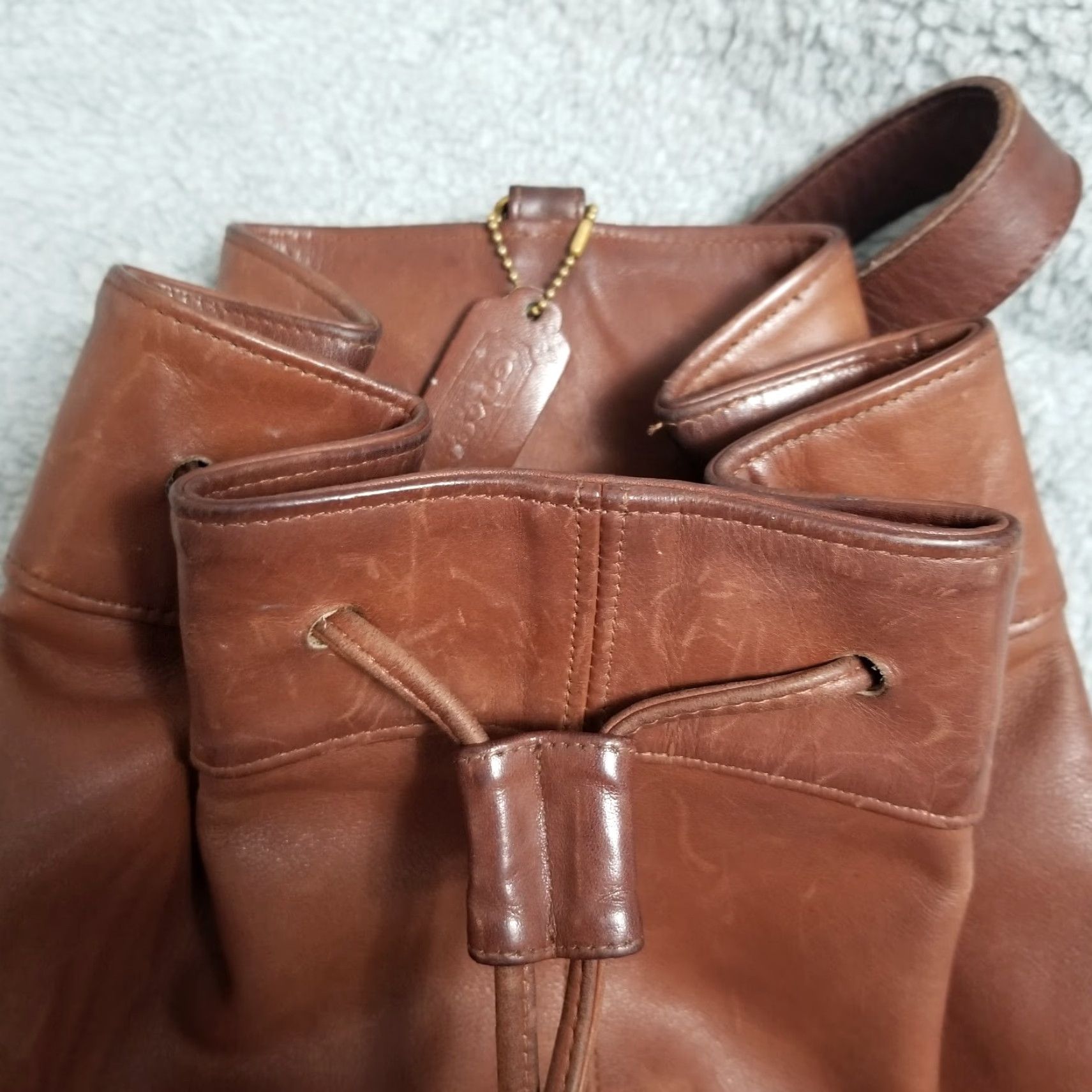 Coach VINTAGE Coach Duffle Bag Medium Brown Leather 90s Classic USA Womens Size ONE SIZE - 2 Thumbnail